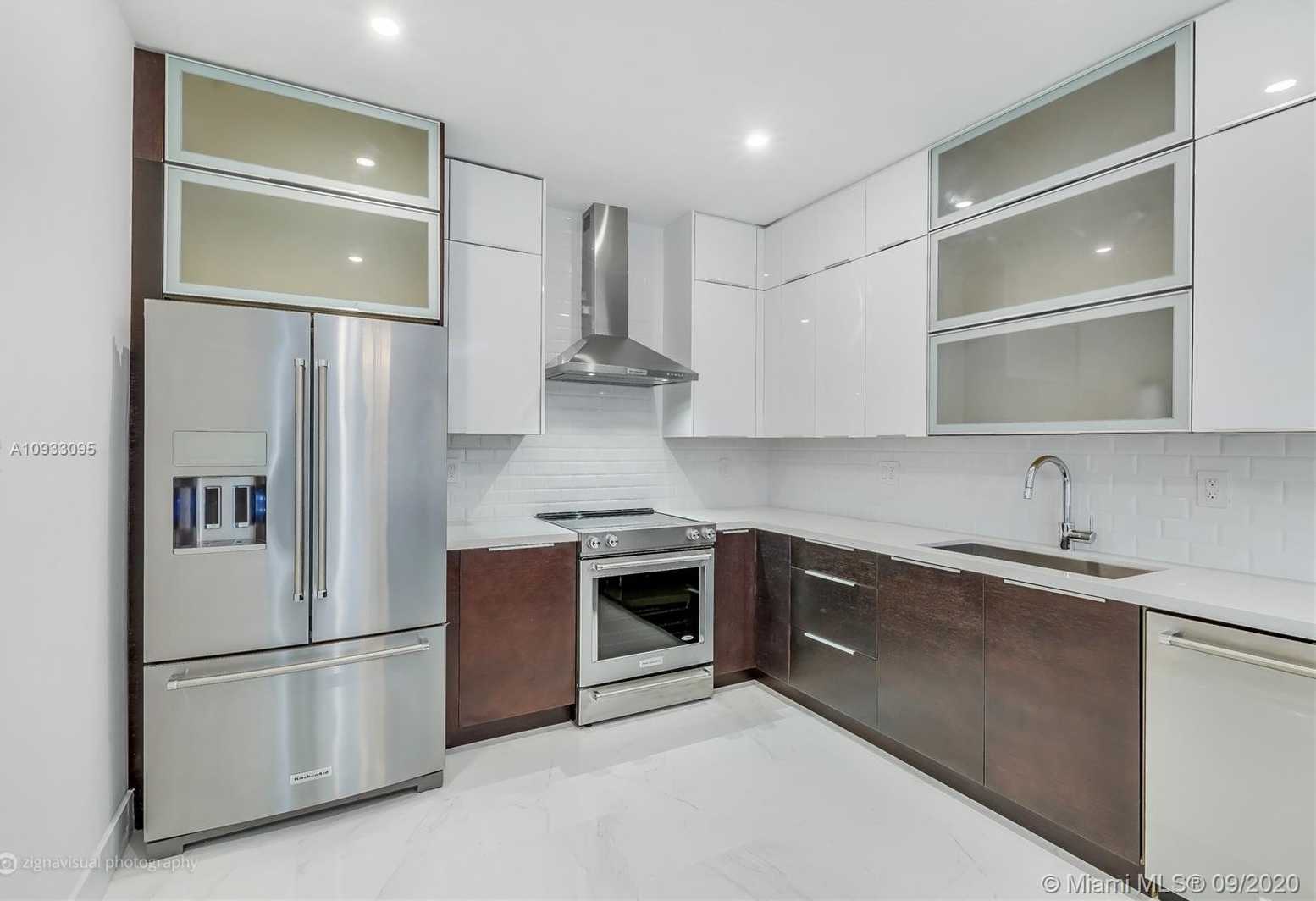 Small Image of 2949 COCONUT AVE #3, Coconut Grove Number 9