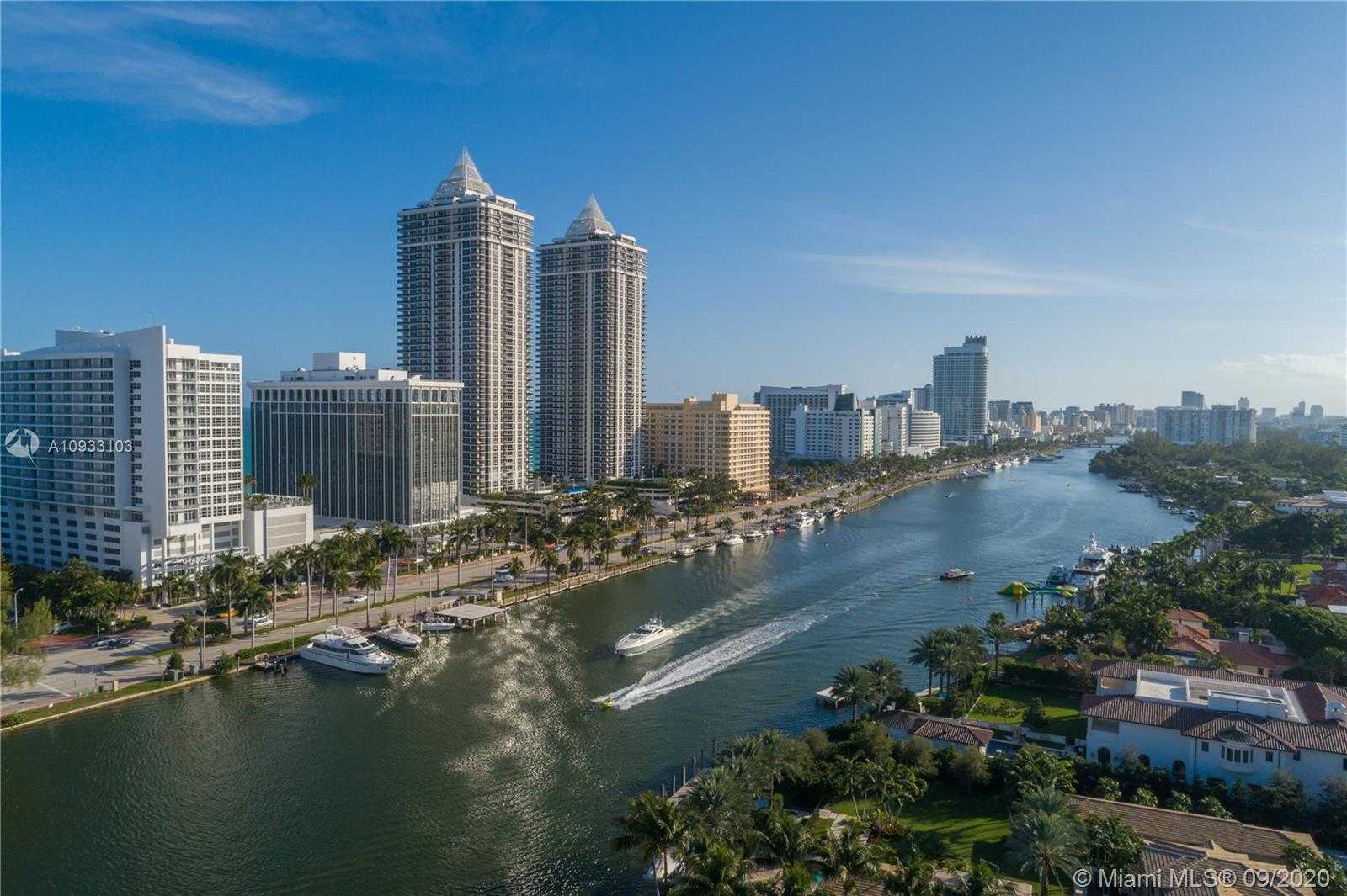 Small Image of 4775 COLLINS AVE #1704, Miami Beach Number 15