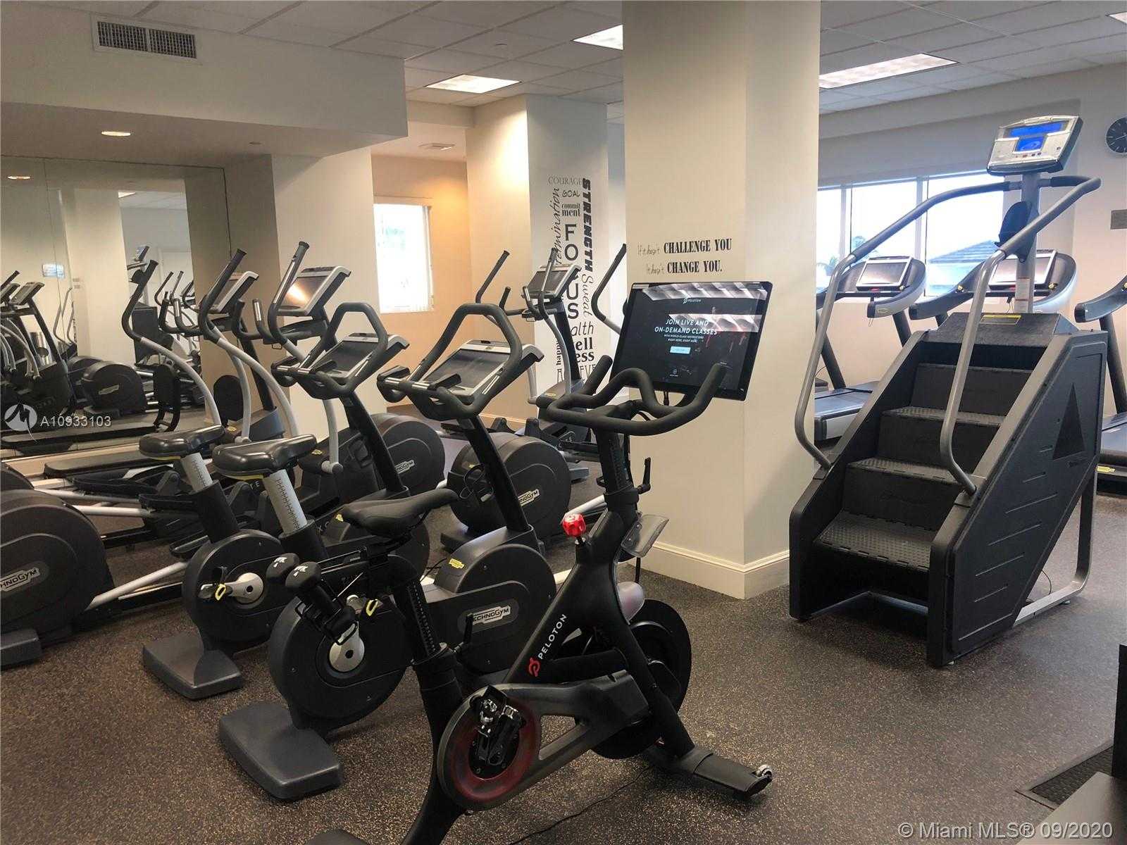 Small Image of 4775 COLLINS AVE #1704, Miami Beach Number 26