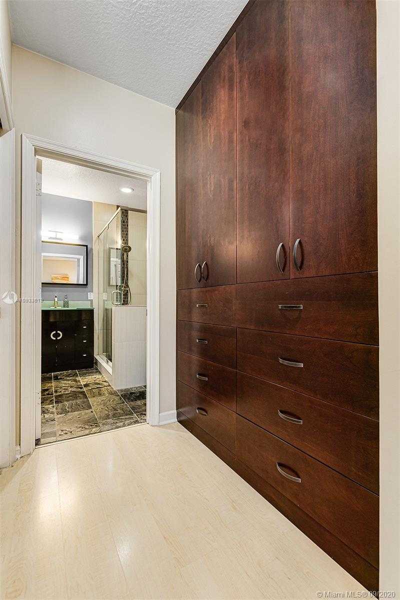 Small Image of 706 NORTH EAST 2ND ST #3, Fort Lauderdale Number 17