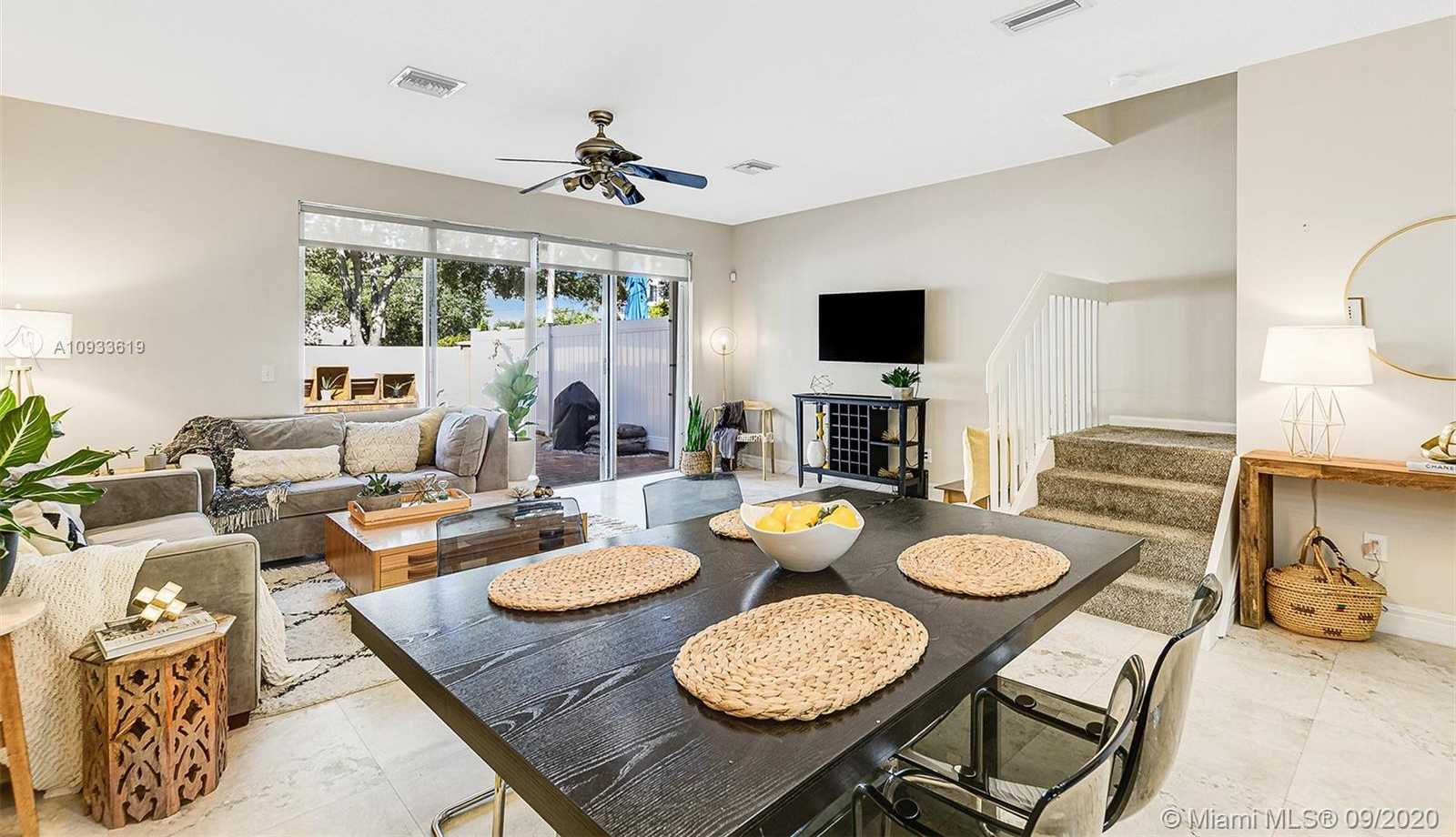 Small Image of 706 NORTH EAST 2ND ST #3, Fort Lauderdale Number 4