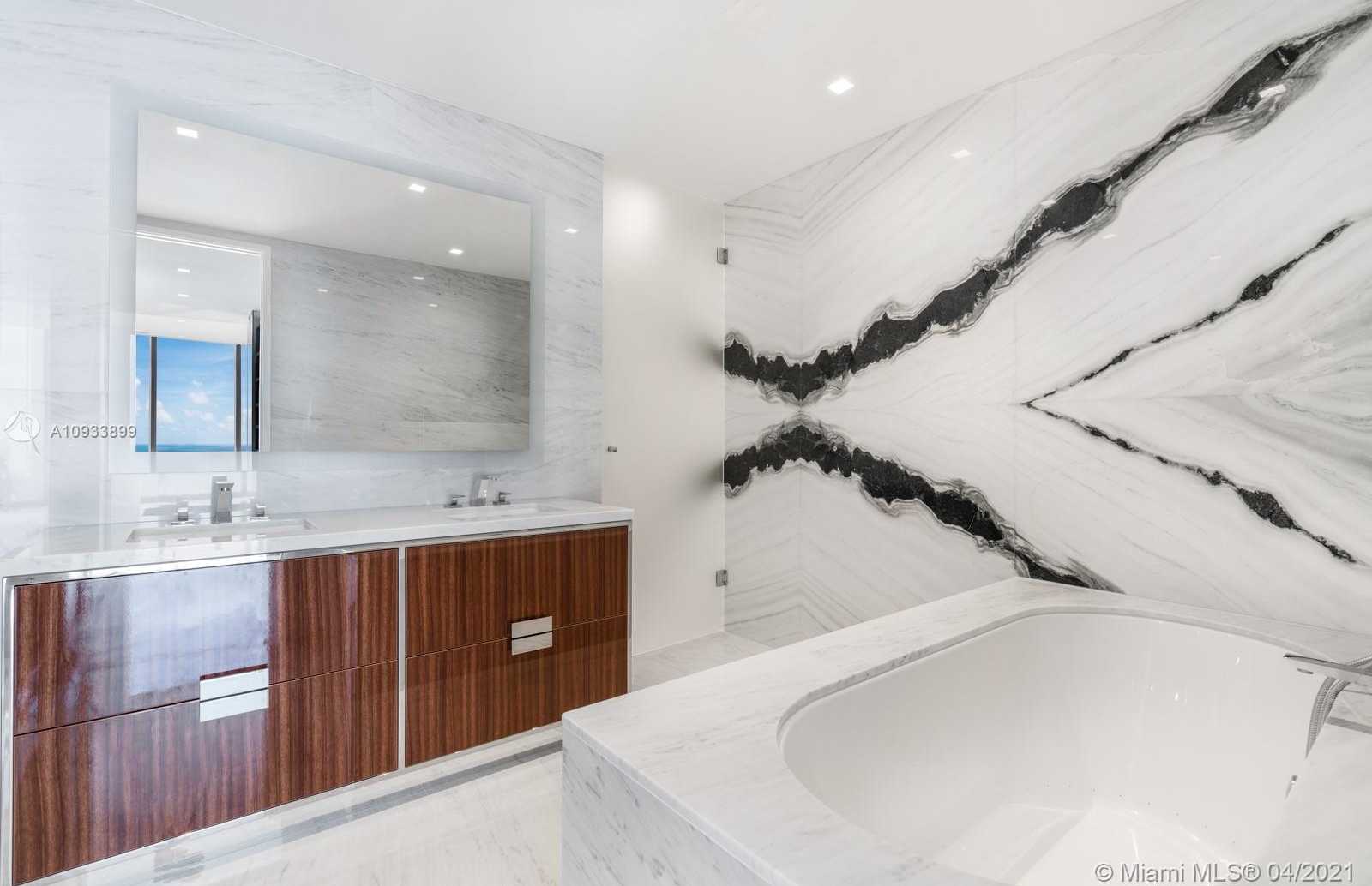Small Image of 15701 COLLINS AVE #2802, Sunny Isles Beach Number 12