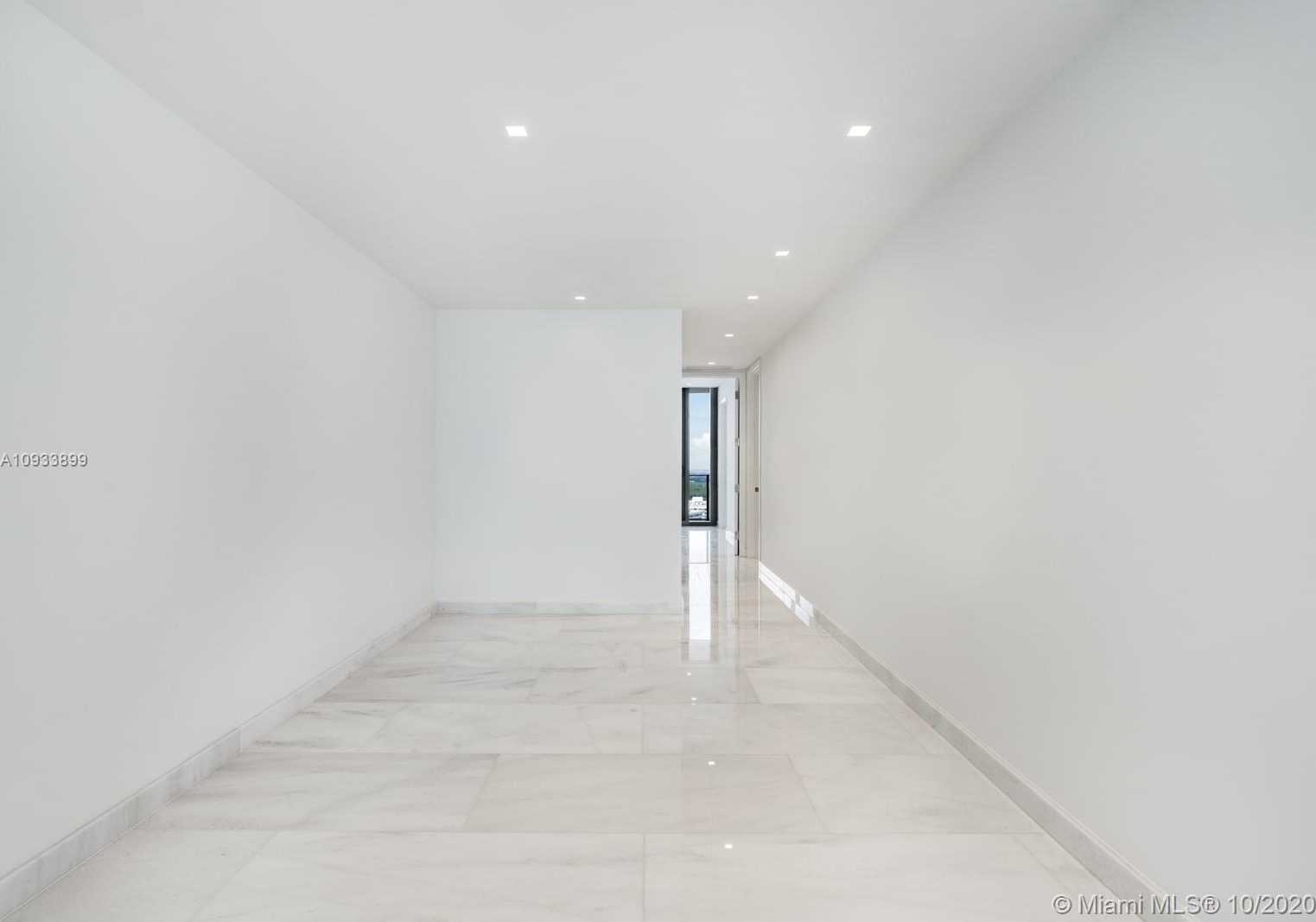 Small Image of 15701 COLLINS AVE #2802, Sunny Isles Beach Number 17