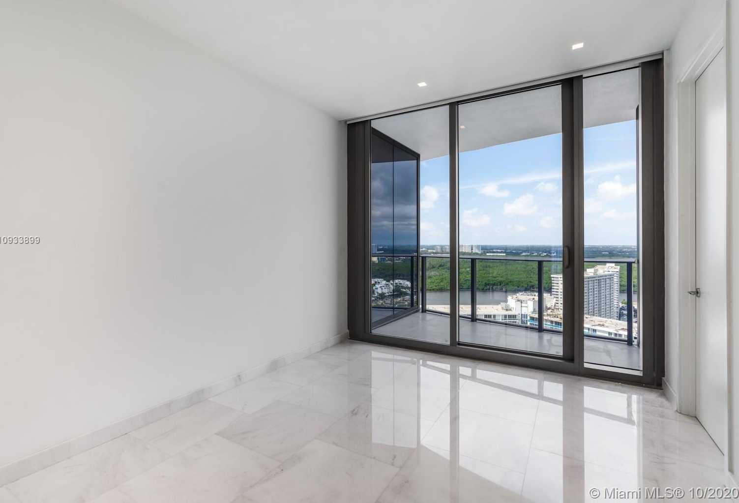 Small Image of 15701 COLLINS AVE #2802, Sunny Isles Beach Number 20