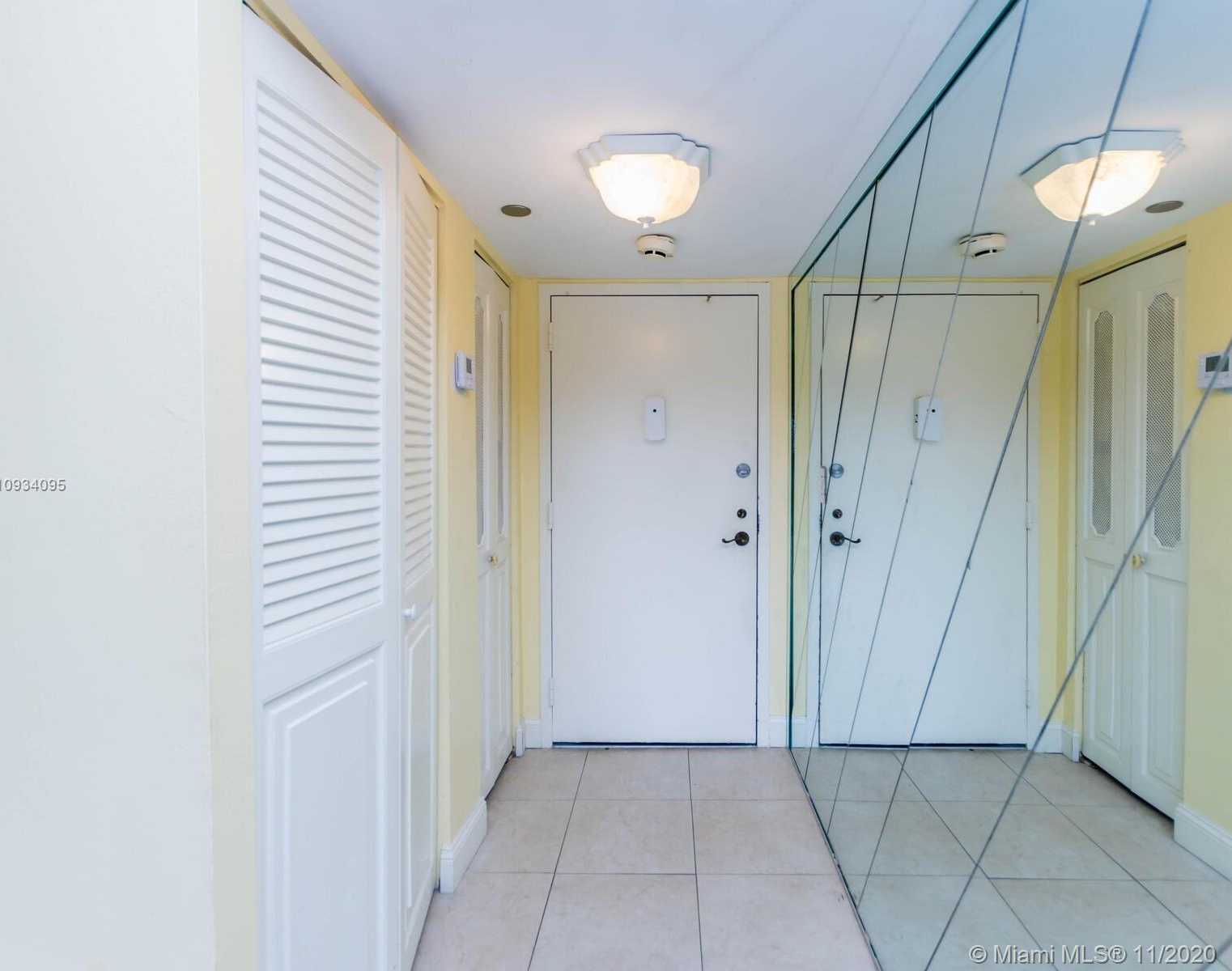 Small Image of 1200 SAINT CHARLES PL #510, Pembroke Pines Number 10