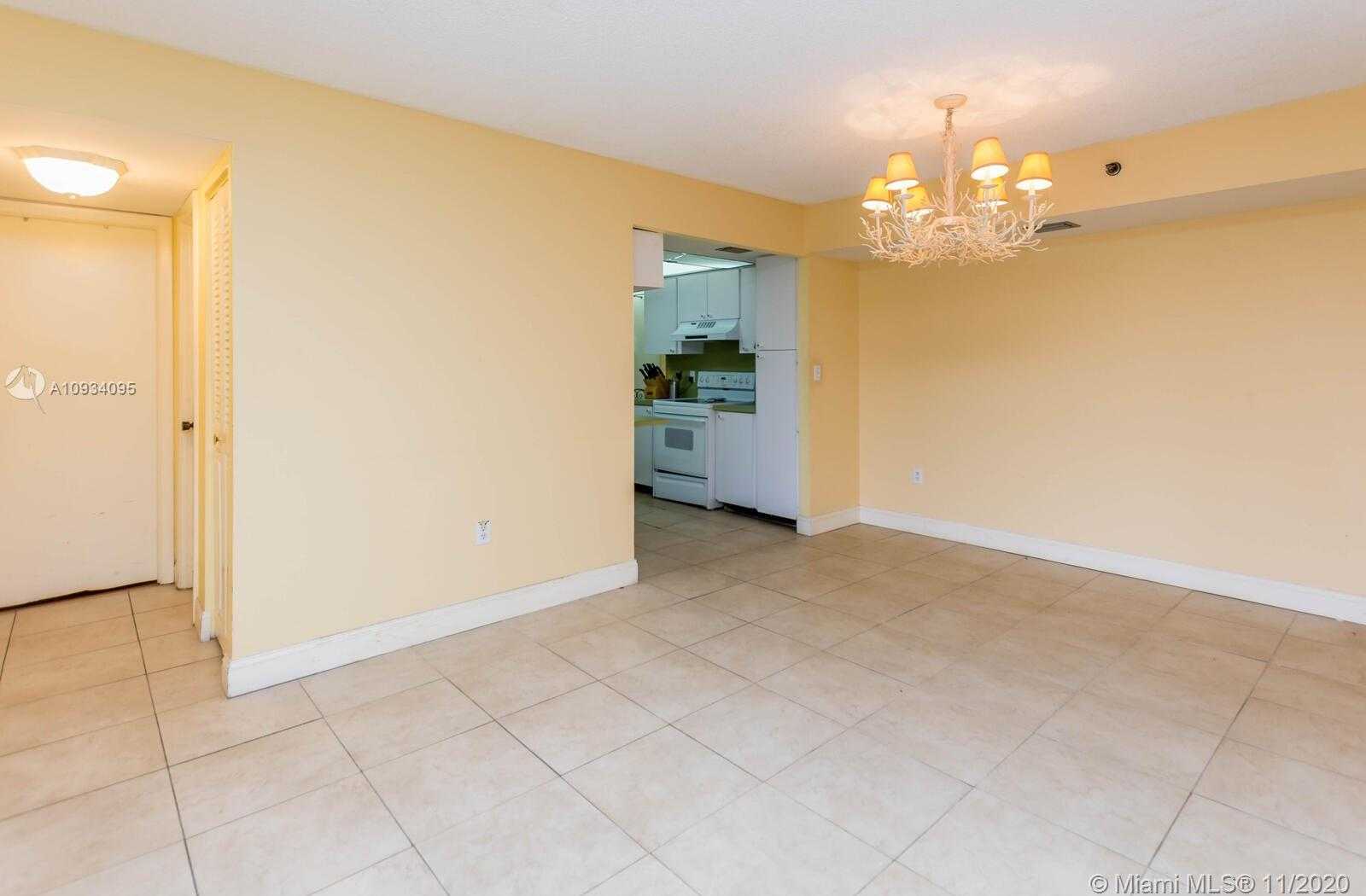 Small Image of 1200 SAINT CHARLES PL #510, Pembroke Pines Number 17