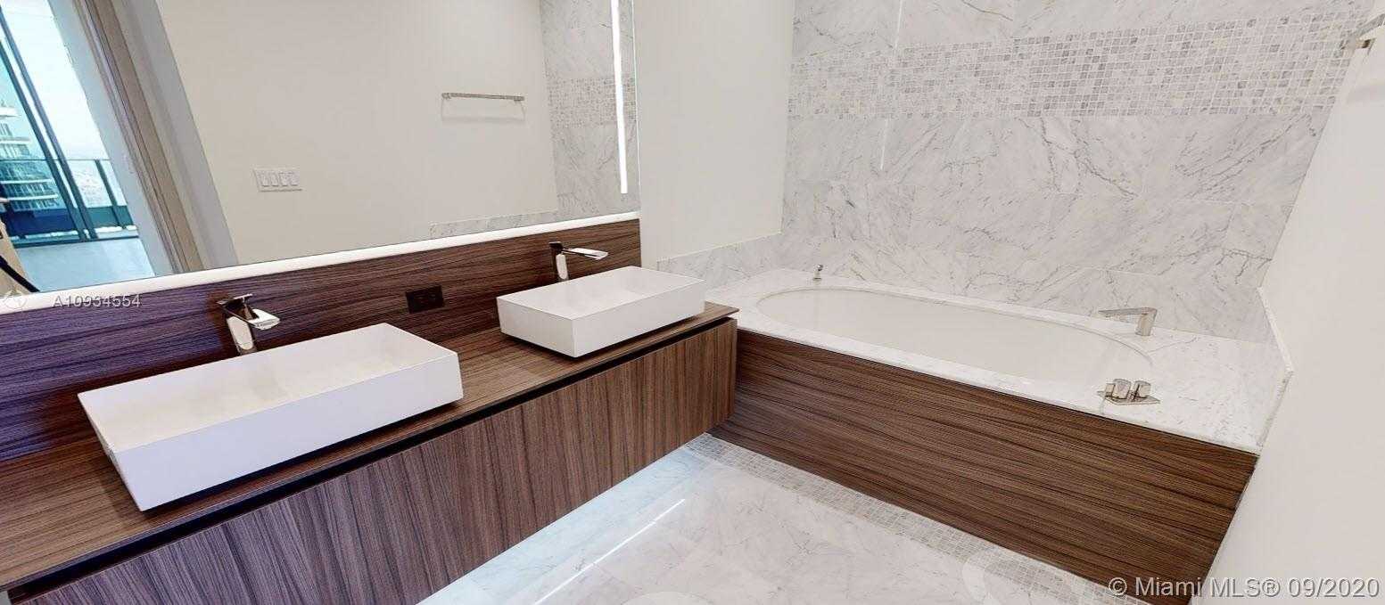 Small Image of 1000 BRICKELL PLAZA #6008, Miami Number 5