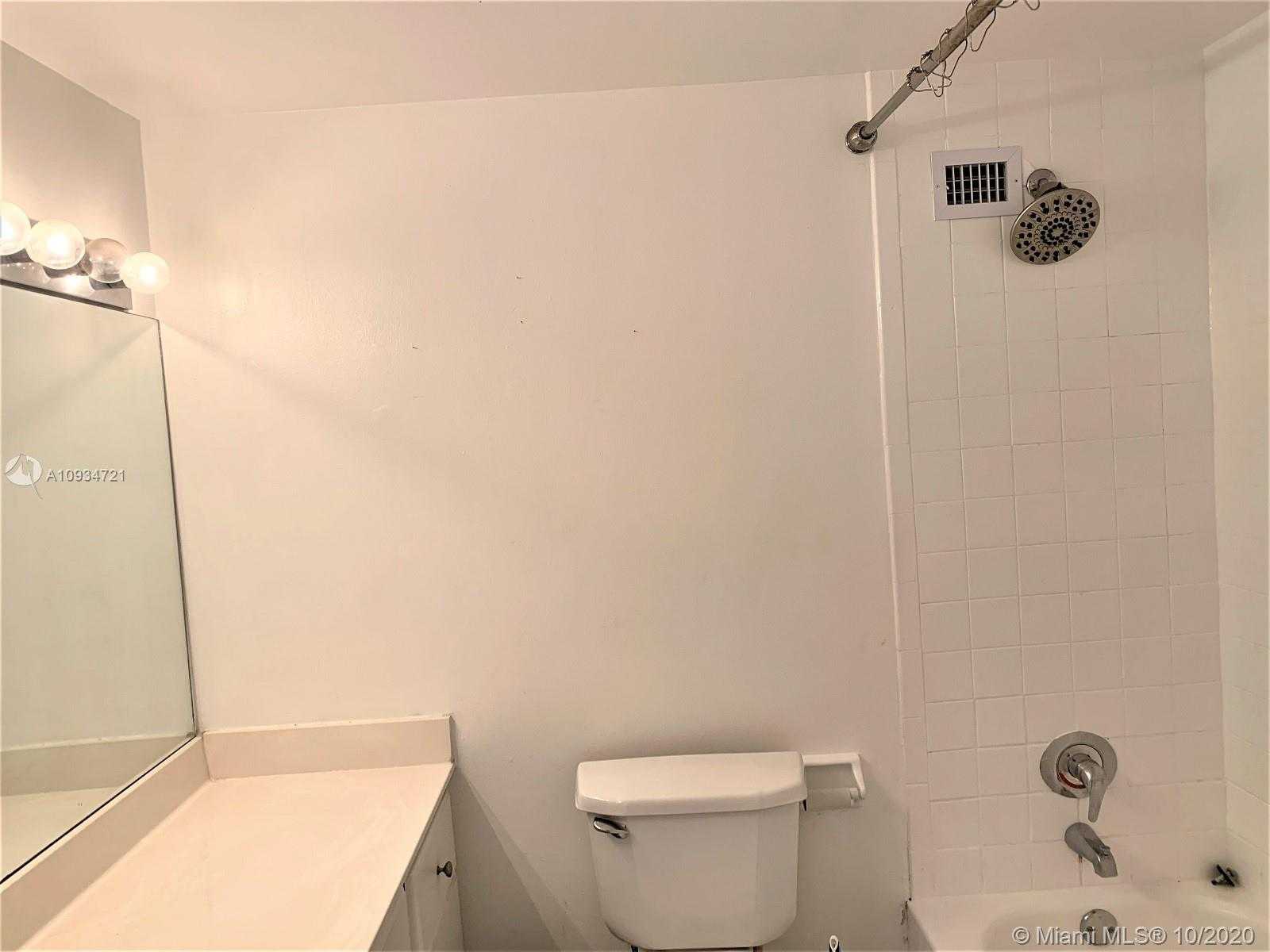 Small Image of 1000 WEST AVE #1524, Miami Beach Number 18