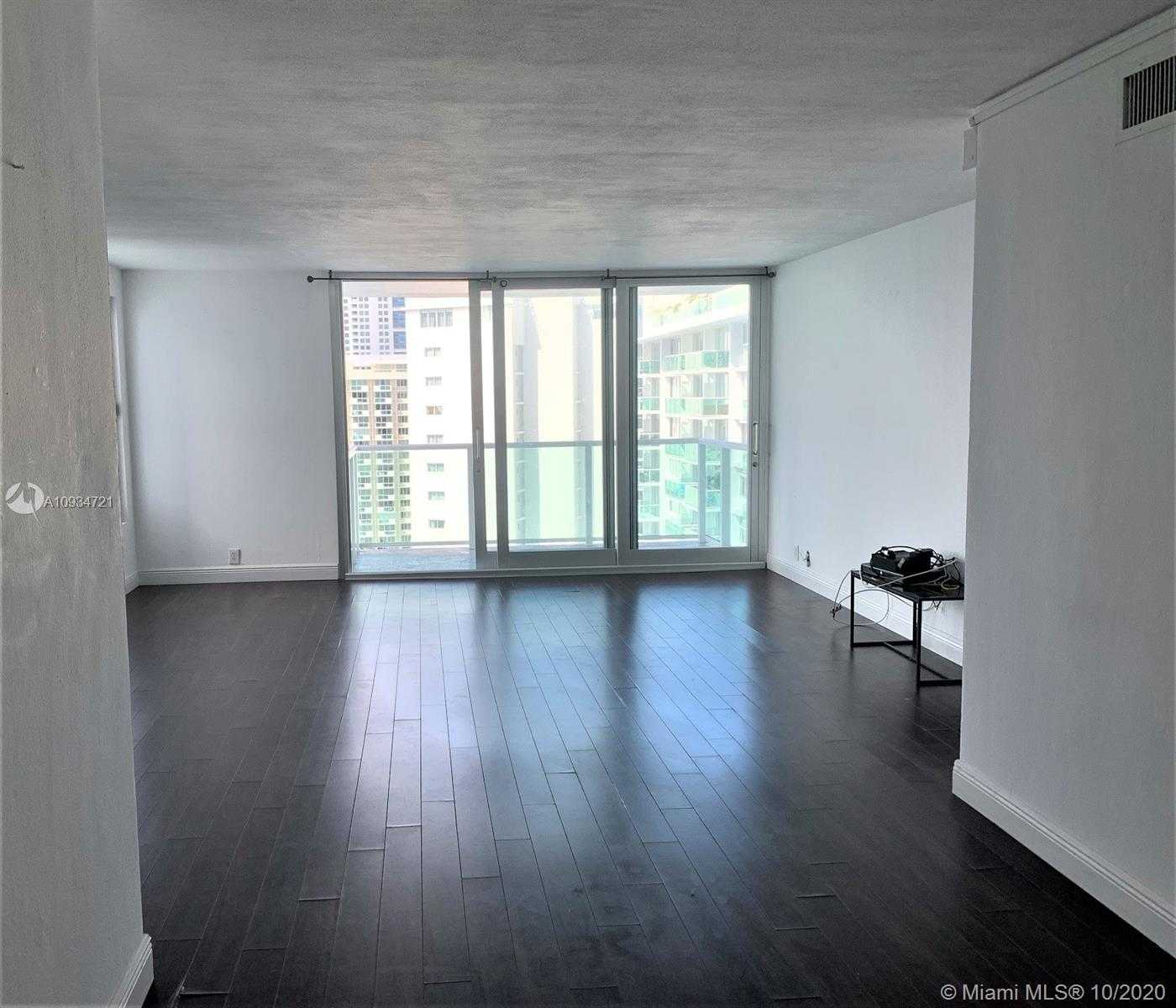 Small Image of 1000 WEST AVE #1524, Miami Beach Number 8