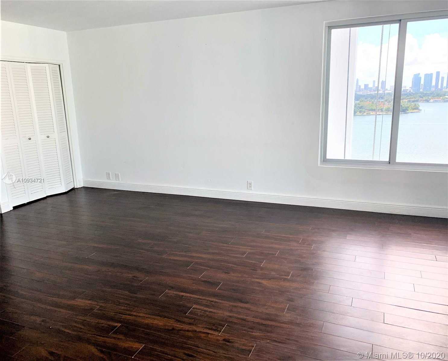 Small Image of 1000 WEST AVE #1524, Miami Beach Number 9