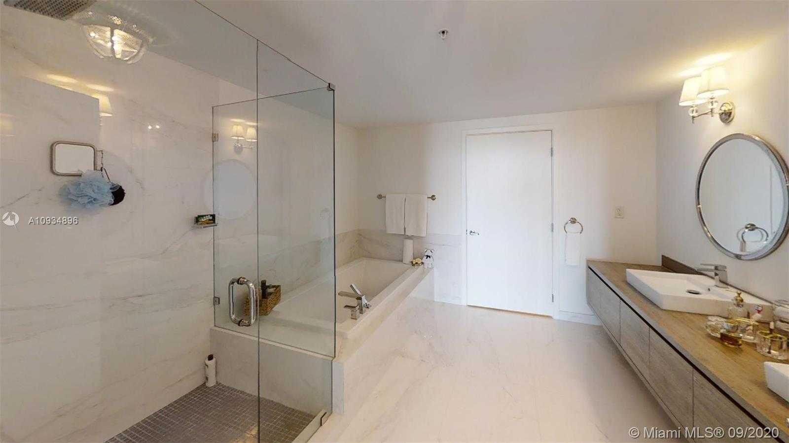 Small Image of 400 SUNNY ISLES BLVD #PH-01, Sunny Isles Beach Number 18