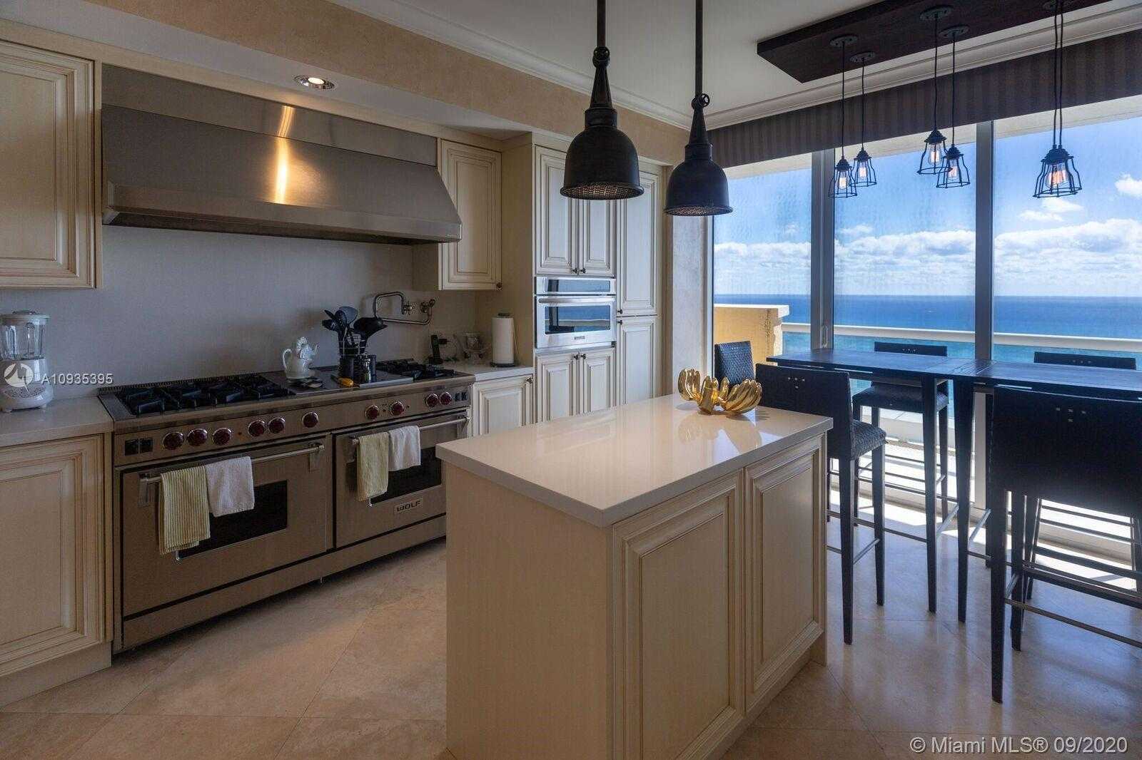 Small Image of 17875 COLLINS AVE #4303/4, Sunny Isles Beach Number 25