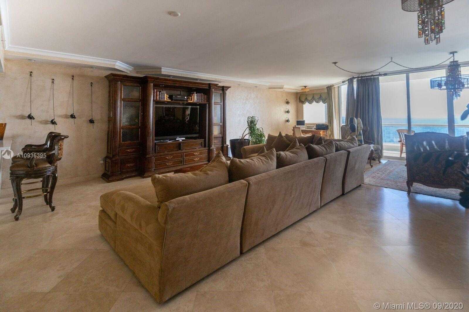Small Image of 17875 COLLINS AVE #4303/4, Sunny Isles Beach Number 3