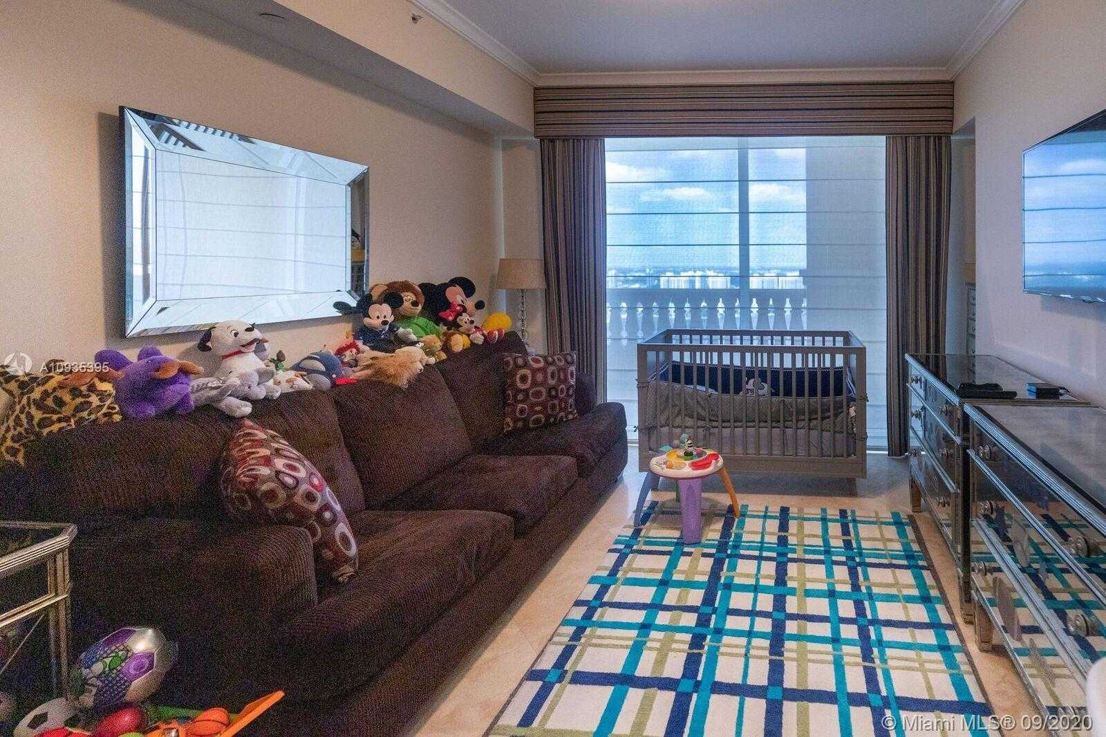 Small Image of 17875 COLLINS AVE #4303/4, Sunny Isles Beach Number 31