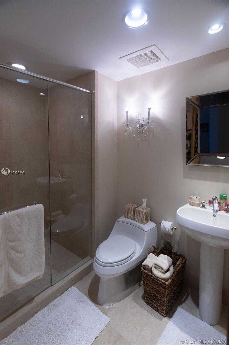 Small Image of 17875 COLLINS AVE #4303/4, Sunny Isles Beach Number 34