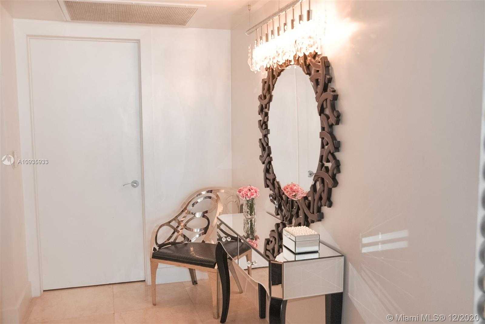 Small Image of 400 ALTON RD #1902, Miami Beach Number 23