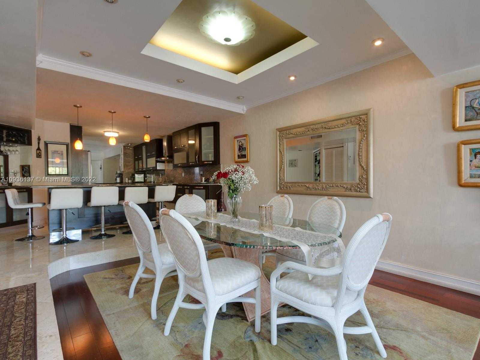 Small Image of 329 POINCIANA DR #909, Sunny Isles Beach Number 17