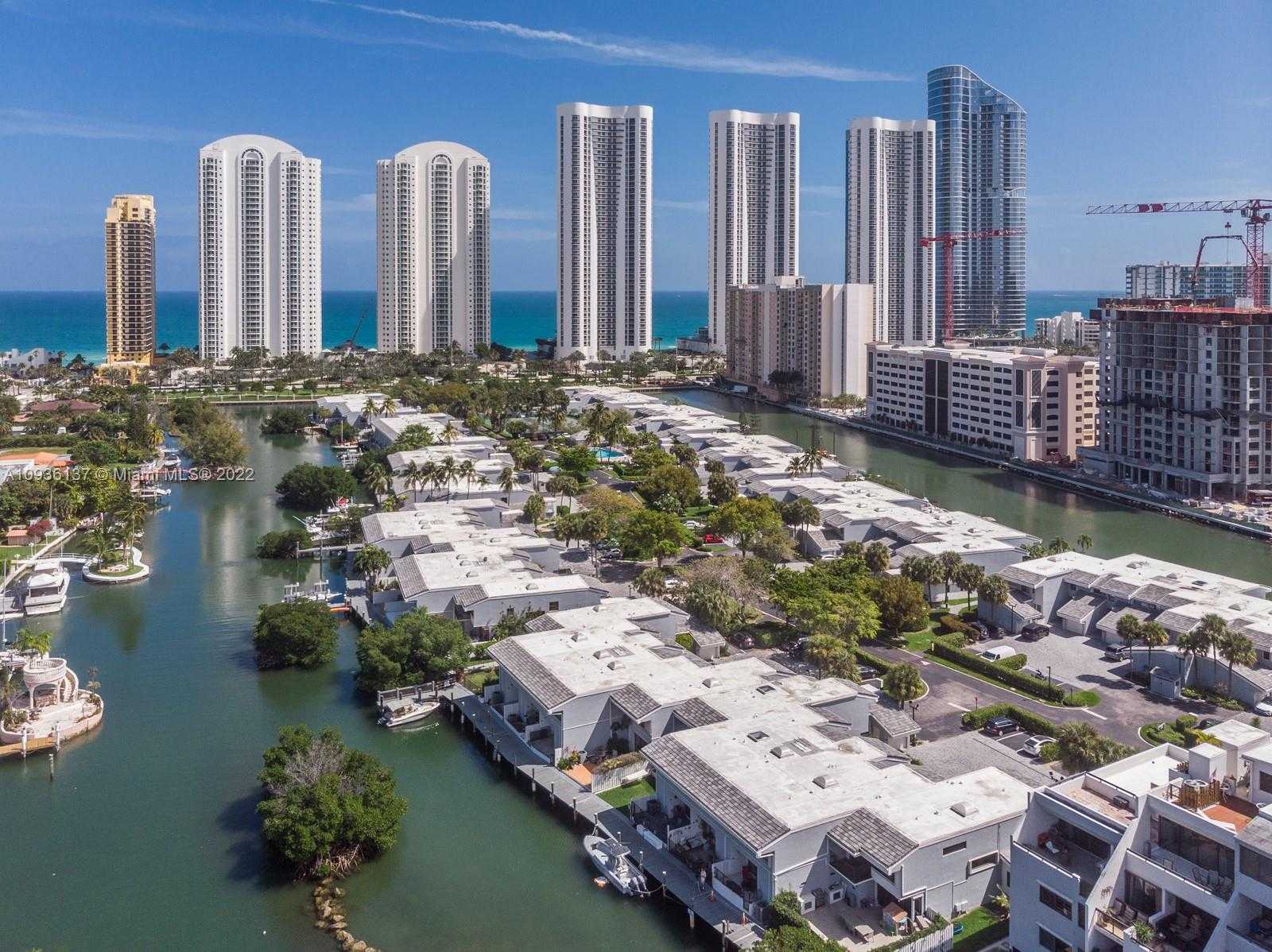 Small Image of 329 POINCIANA DR #909, Sunny Isles Beach Number 4