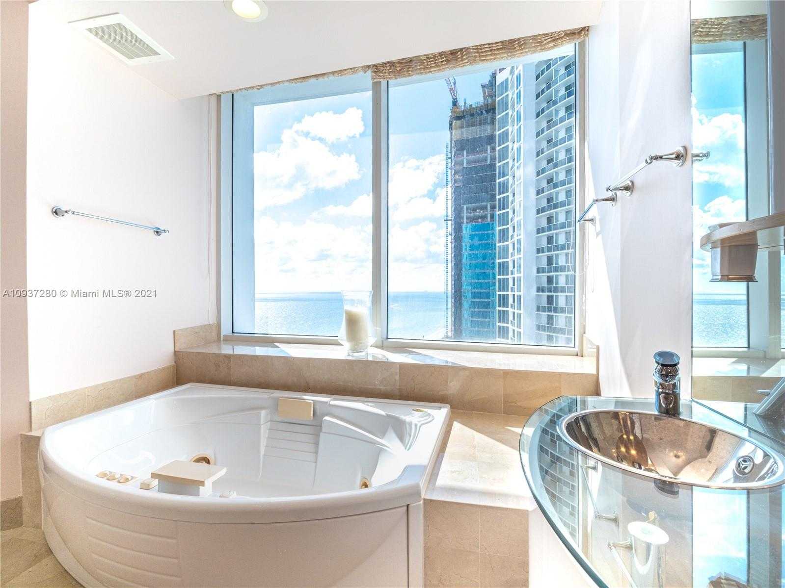 Small Image of 18101 COLLINS AVE #SPA301, Sunny Isles Beach Number 10