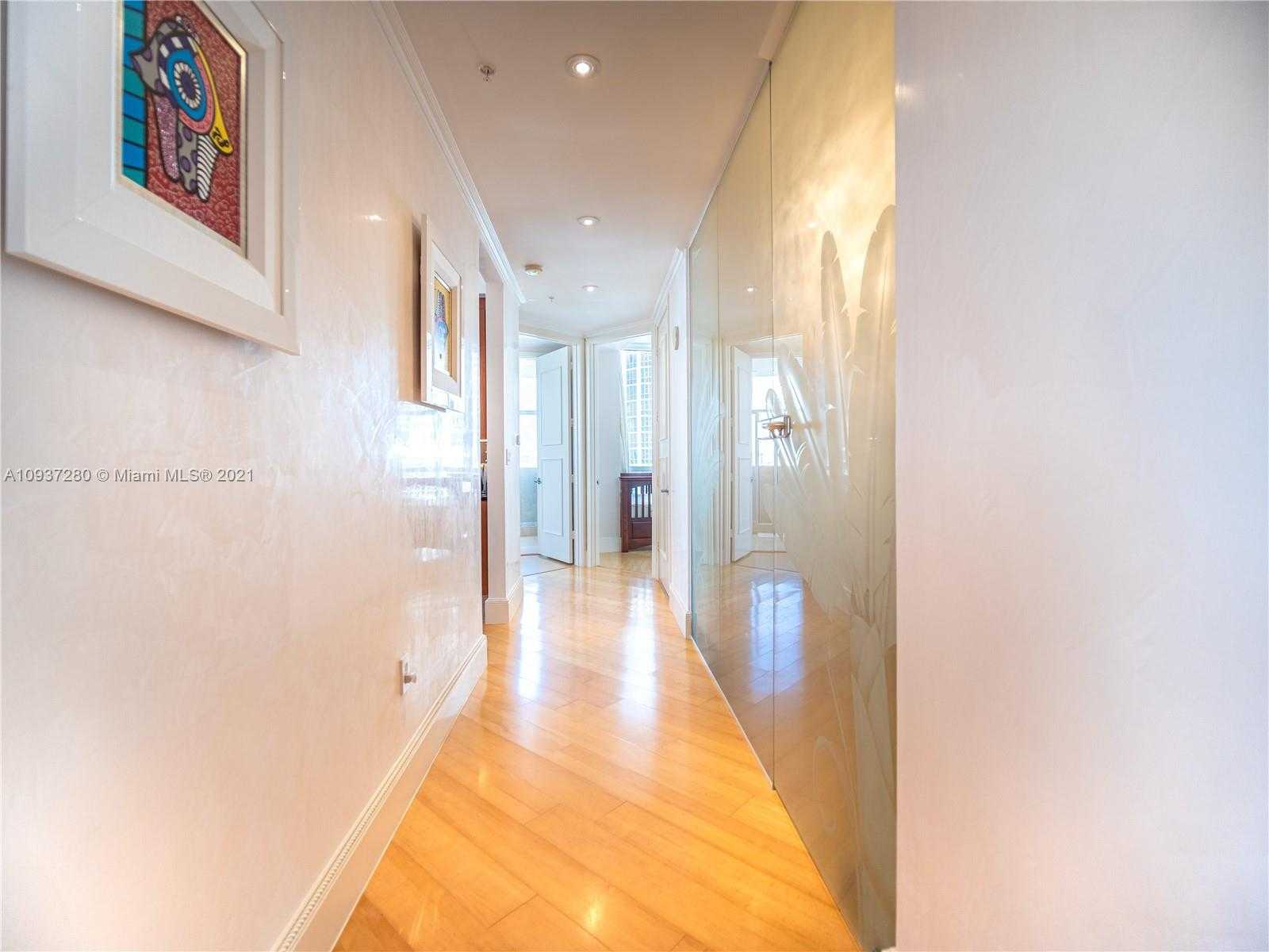 Small Image of 18101 COLLINS AVE #SPA301, Sunny Isles Beach Number 13