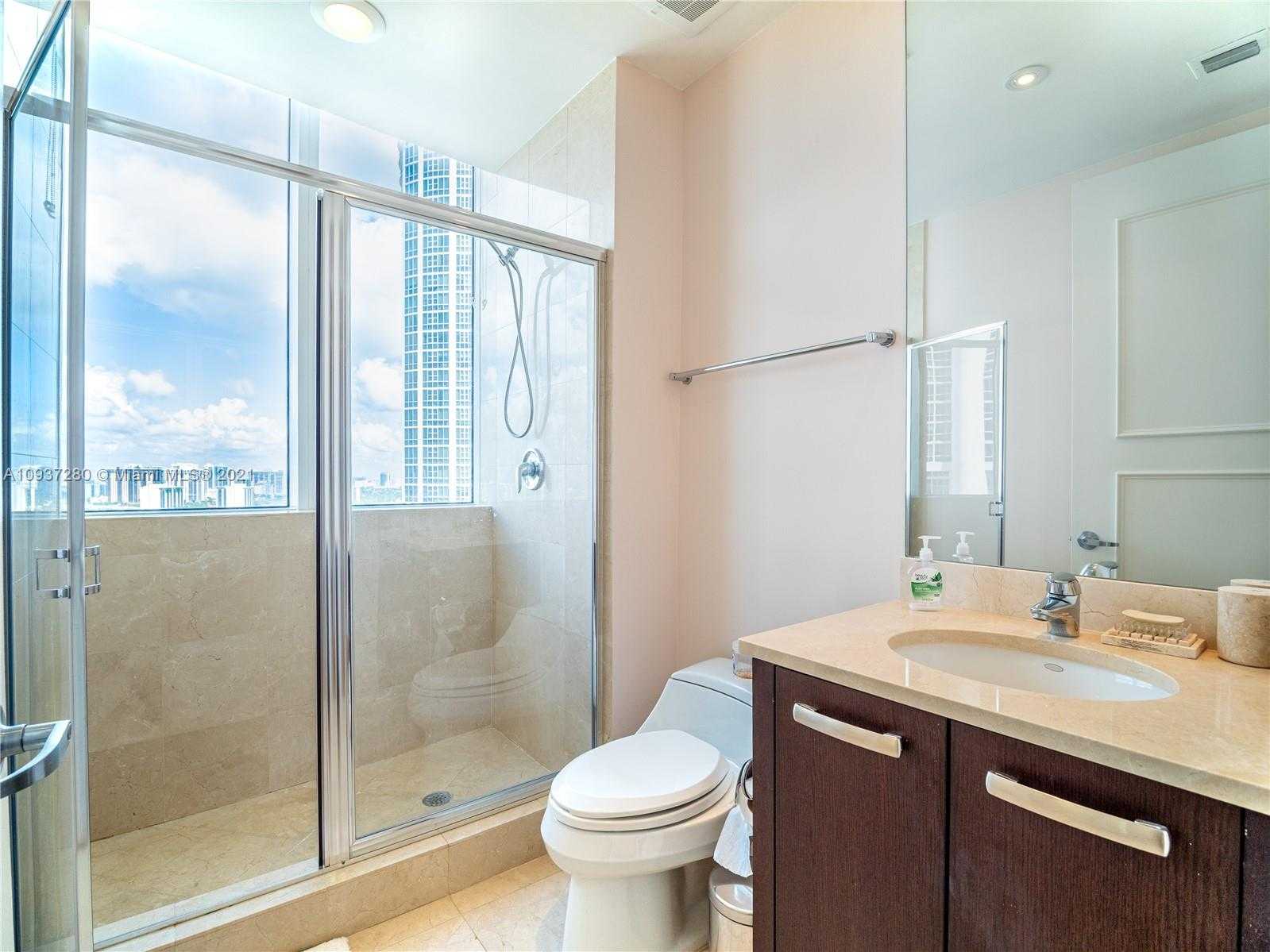 Small Image of 18101 COLLINS AVE #SPA301, Sunny Isles Beach Number 15