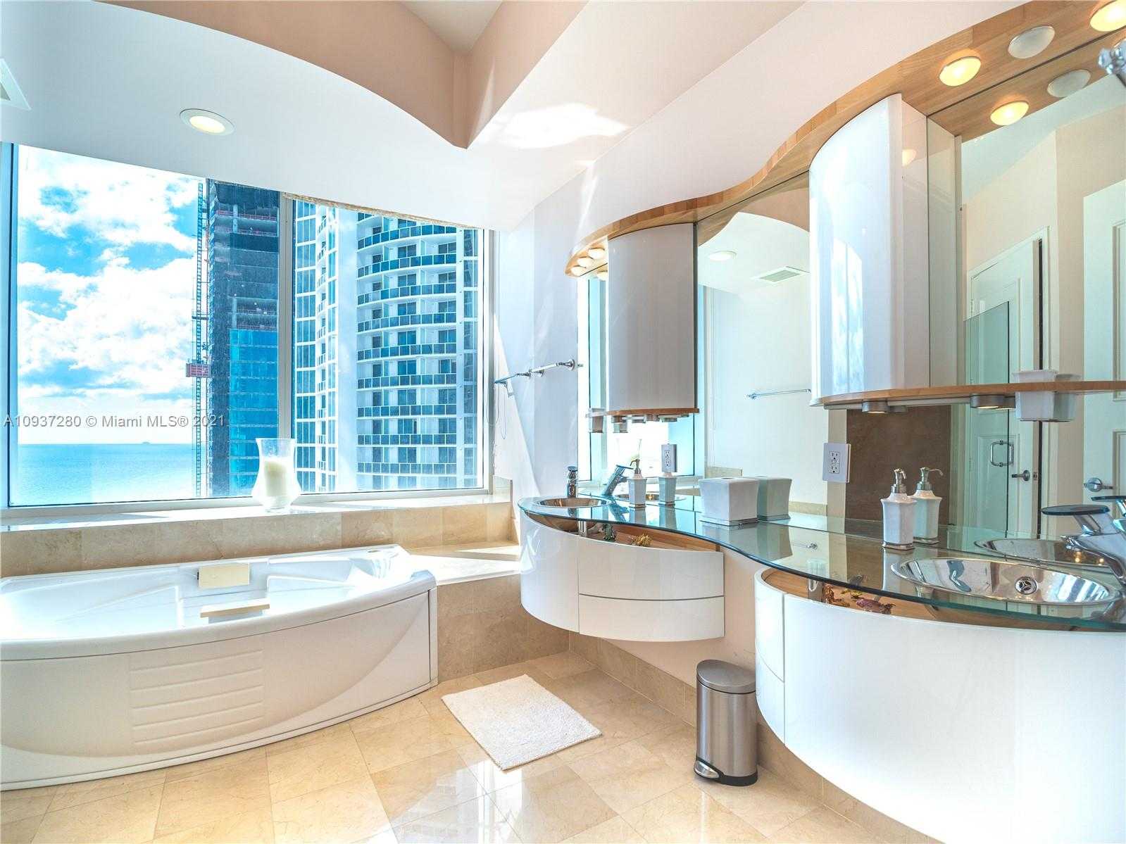 Small Image of 18101 COLLINS AVE #SPA301, Sunny Isles Beach Number 9