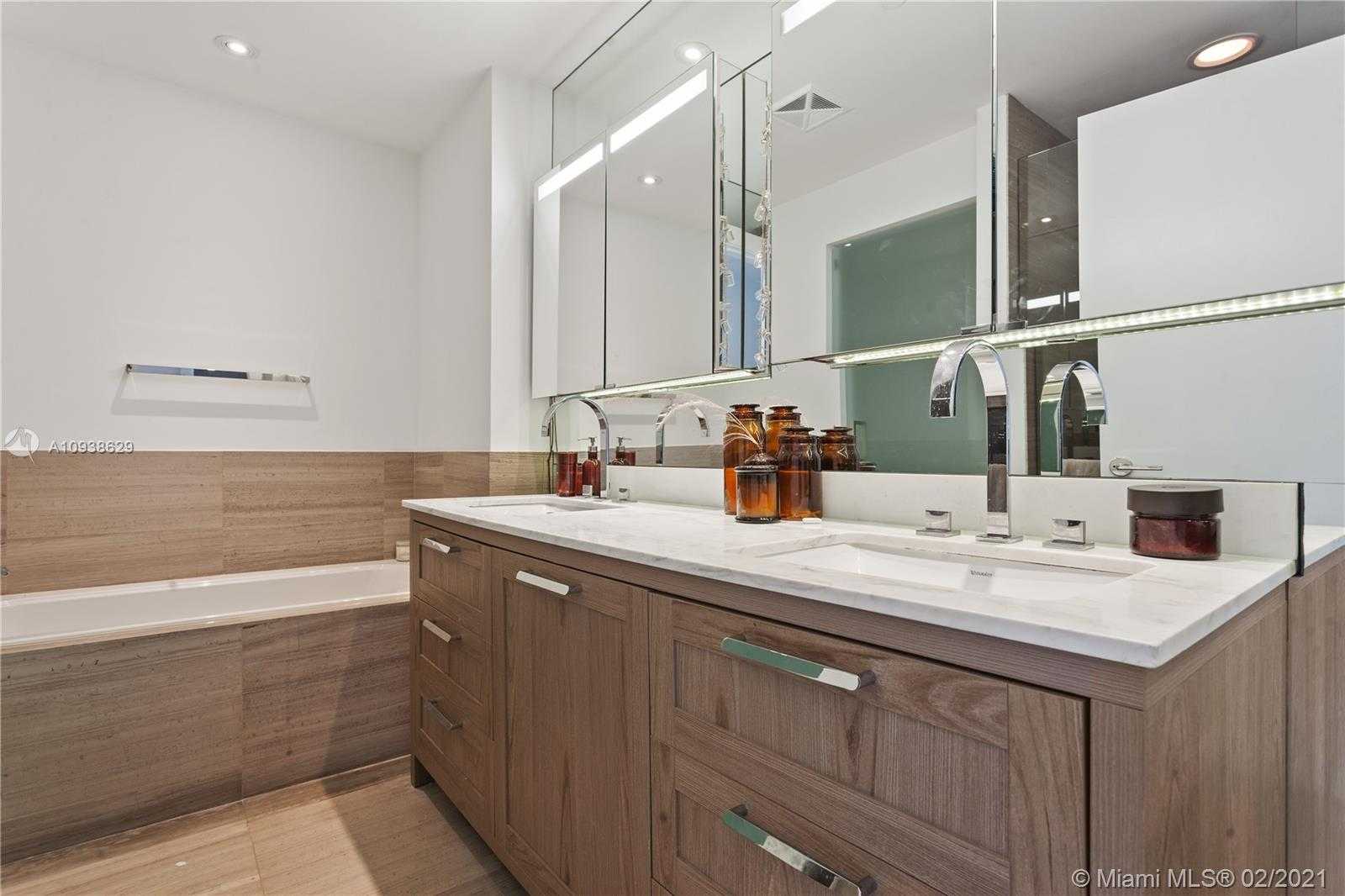 Small Image of 350 OCEAN DR #1106N, Key Biscayne Number 11