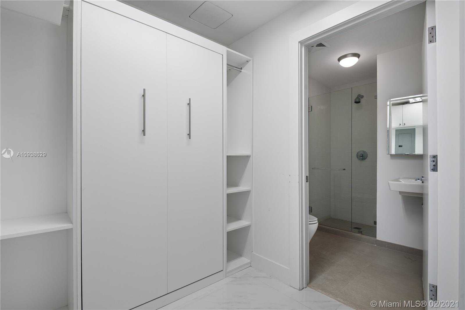 Small Image of 350 OCEAN DR #1106N, Key Biscayne Number 22