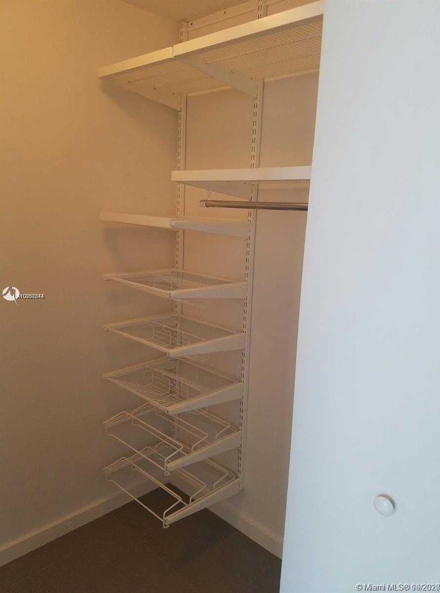Small Image of 5252 NORTH WEST 85TH AVE #1111, Doral Number 5