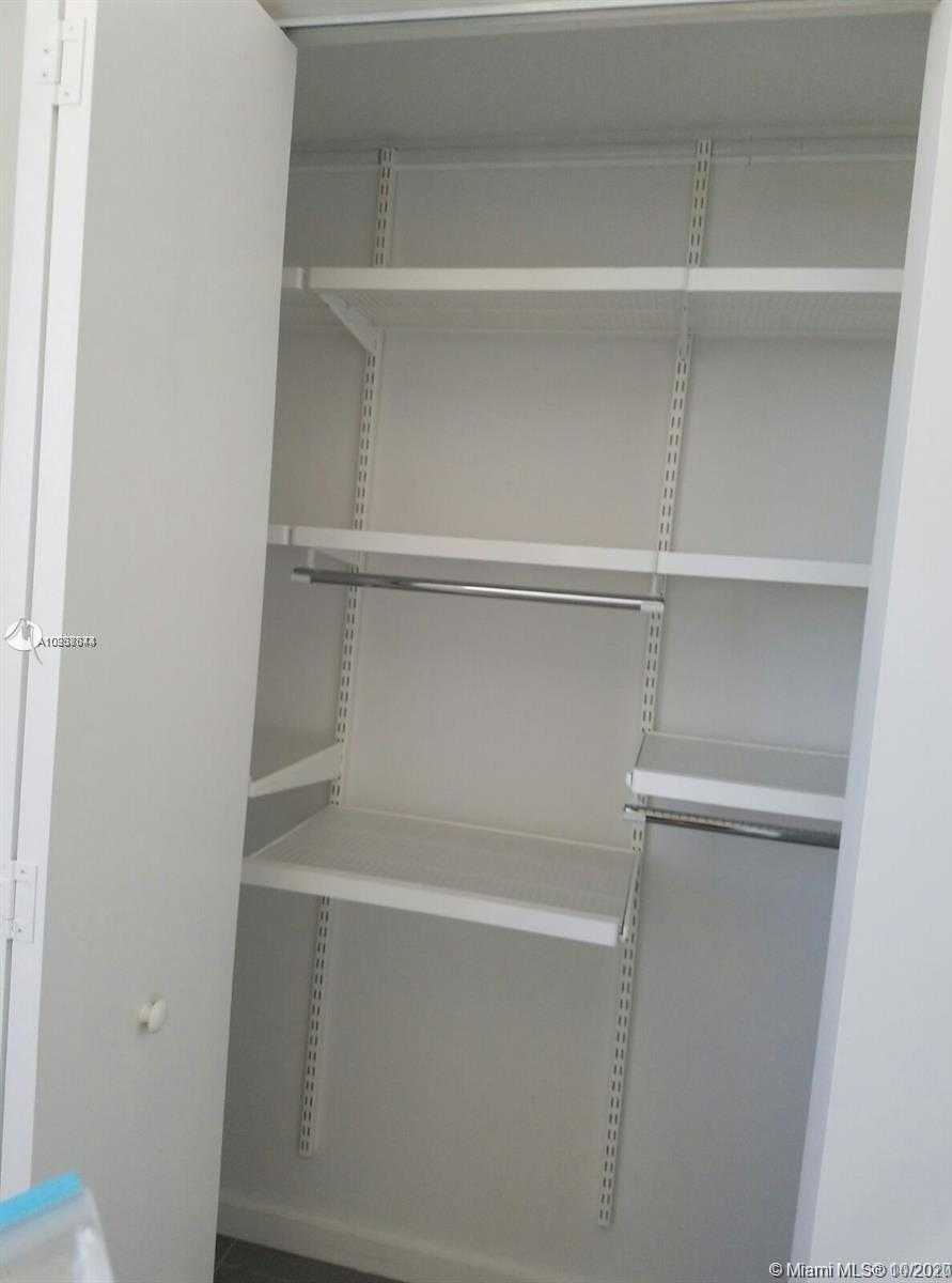 Small Image of 5252 NORTH WEST 85TH AVE #1111, Doral Number 6
