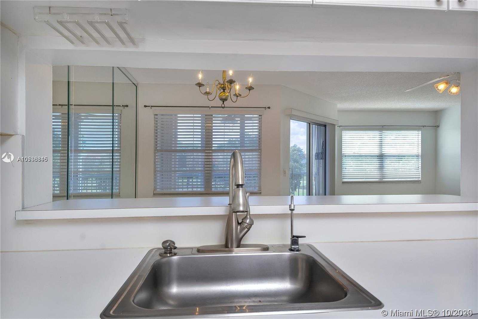 Small Image of 900 SOUTH WEST 128TH AVE #310D, Pembroke Pines Number 11