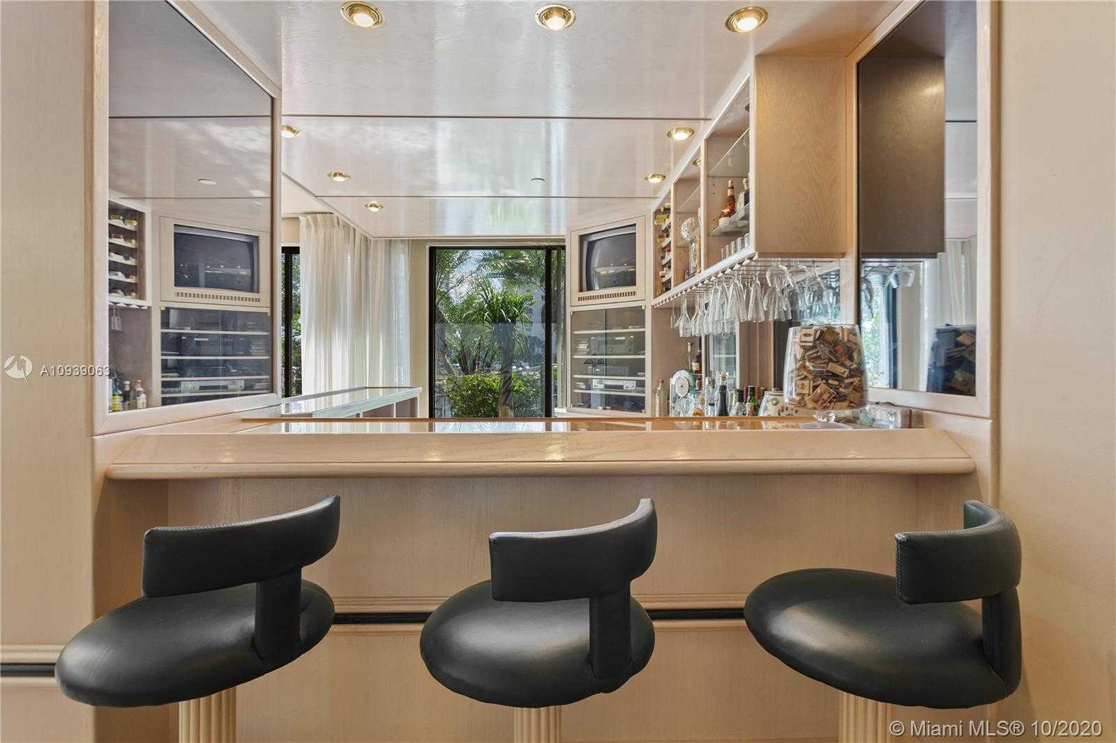Small Image of 402 POINCIANA DR #1716, Sunny Isles Beach Number 10