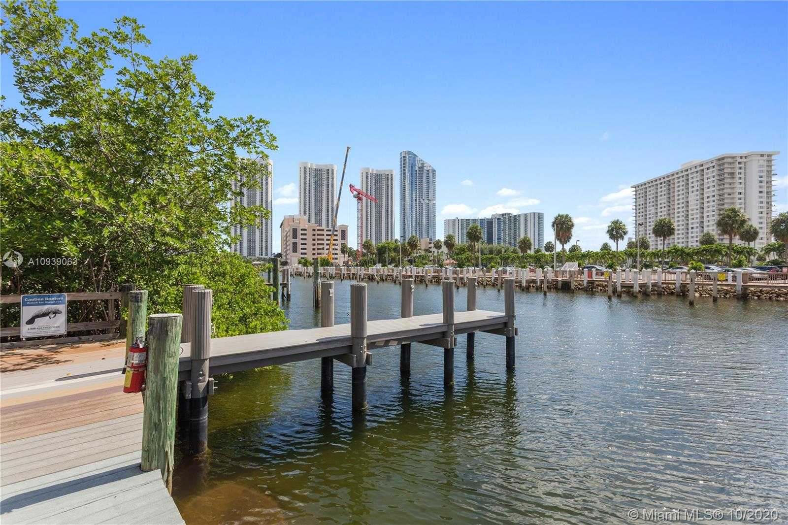 Small Image of 402 POINCIANA DR #1716, Sunny Isles Beach Number 21