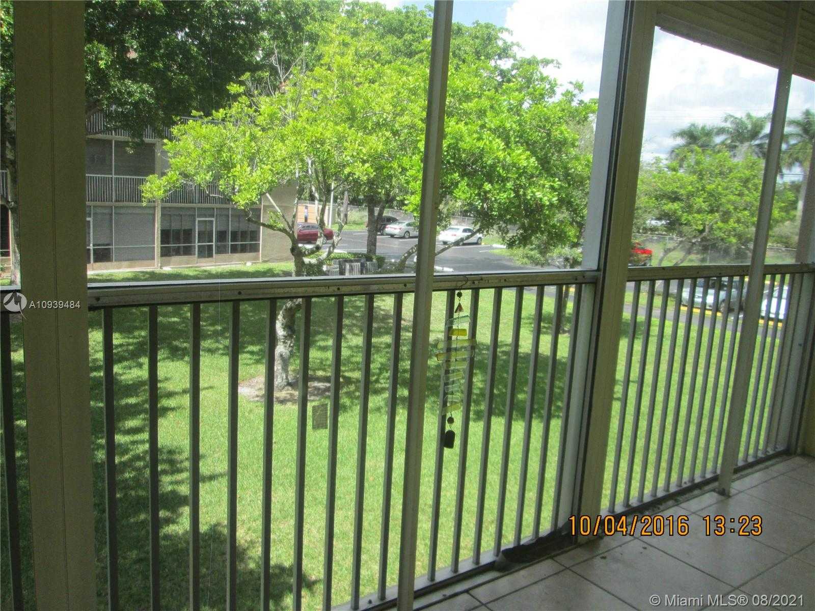 Small Image of 100 SOUTH WEST 132ND WAY #209K, Pembroke Pines Number 9