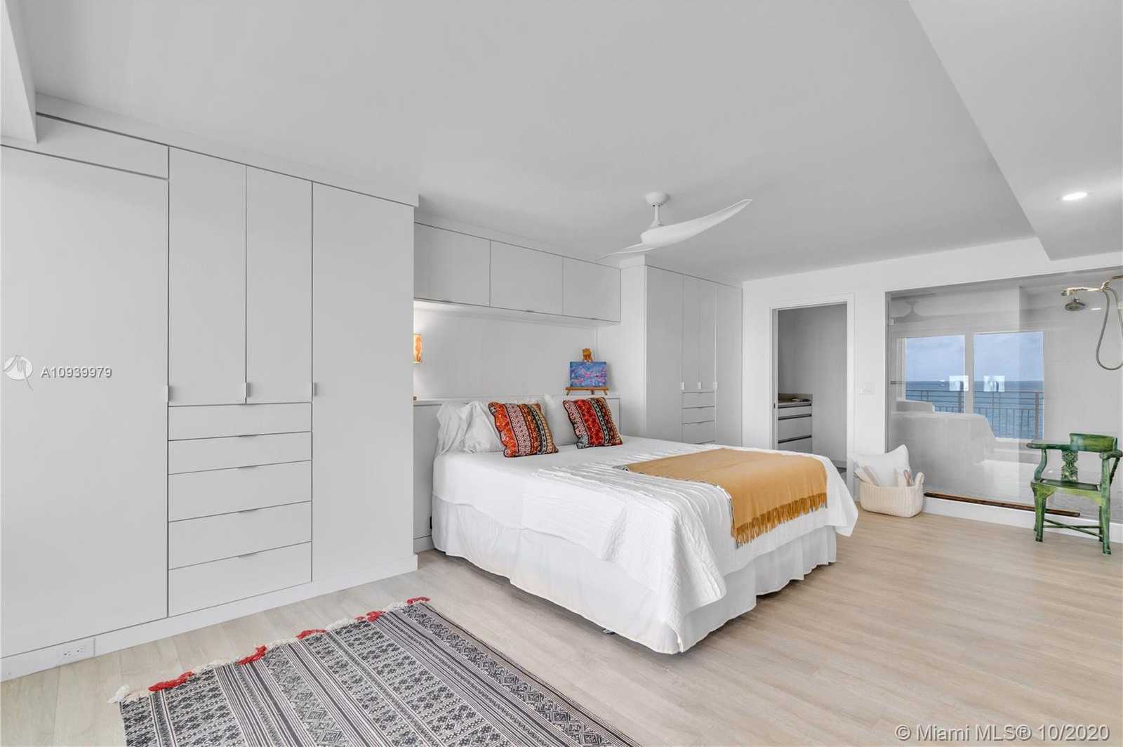 Small Image of 350 BEACH RD #305, Tequesta Number 10