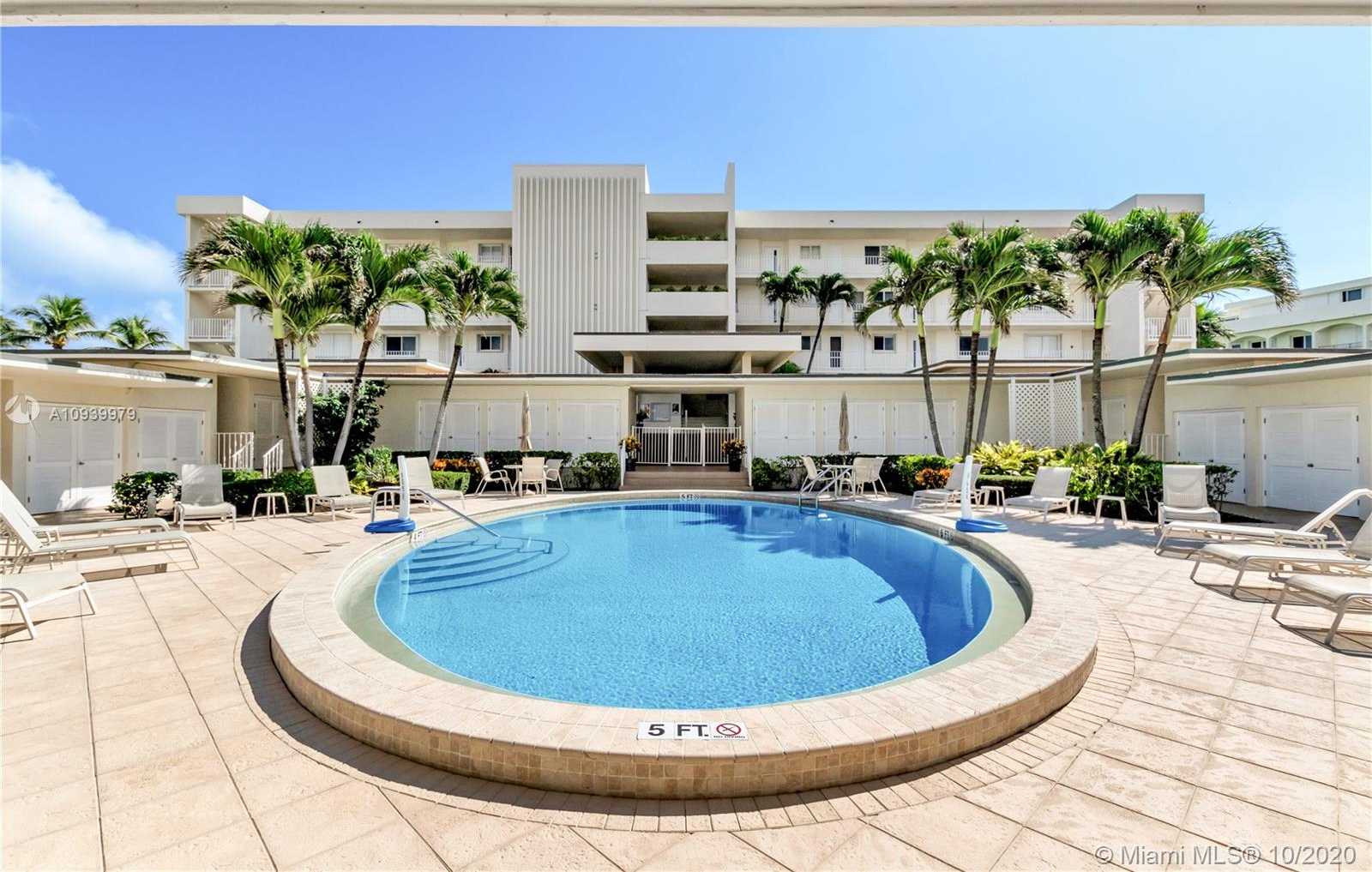 Small Image of 350 BEACH RD #305, Tequesta Number 24