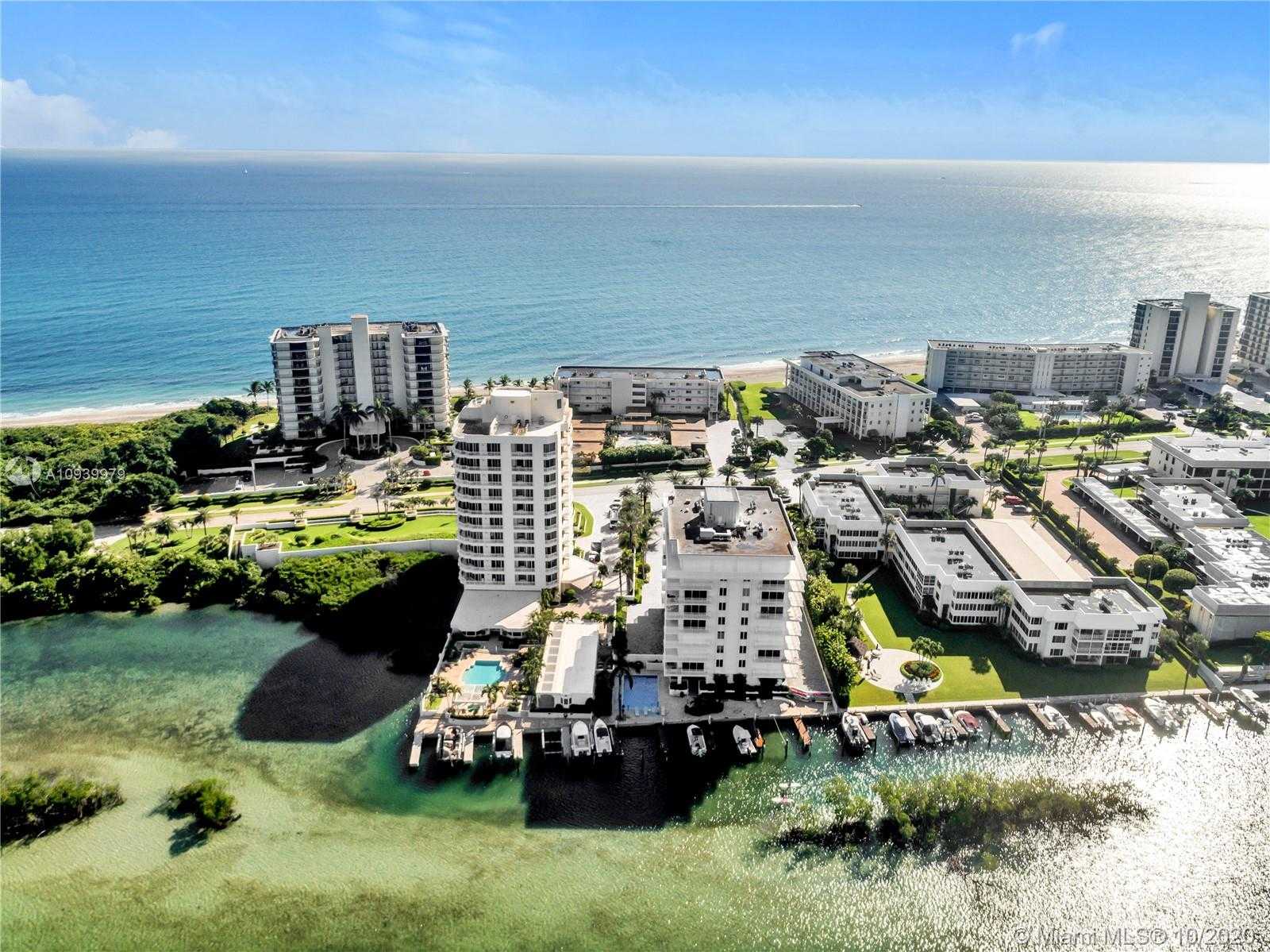 Small Image of 350 BEACH RD #305, Tequesta Number 35