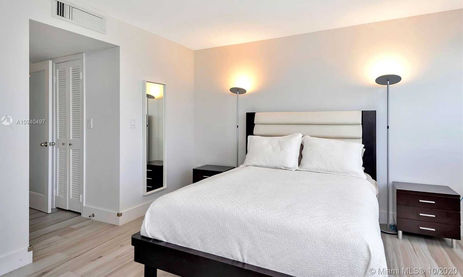 Small Image of 11 ISLAND AVE #902, Miami Beach Number 19