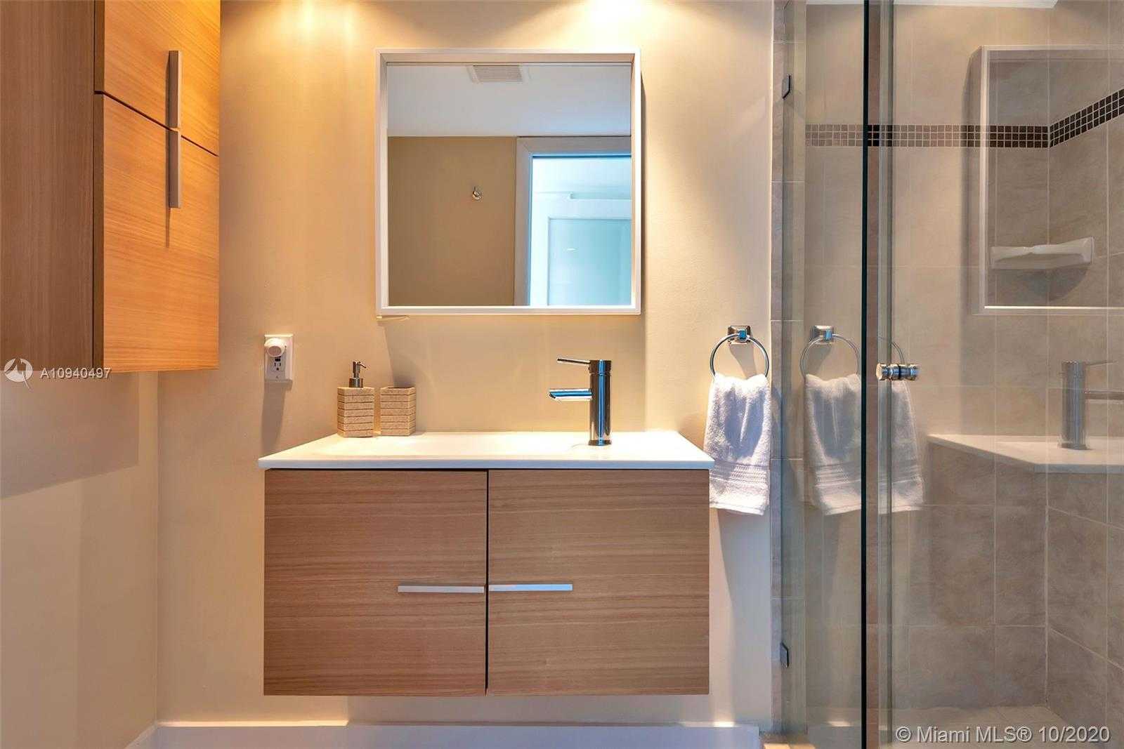 Small Image of 11 ISLAND AVE #902, Miami Beach Number 21