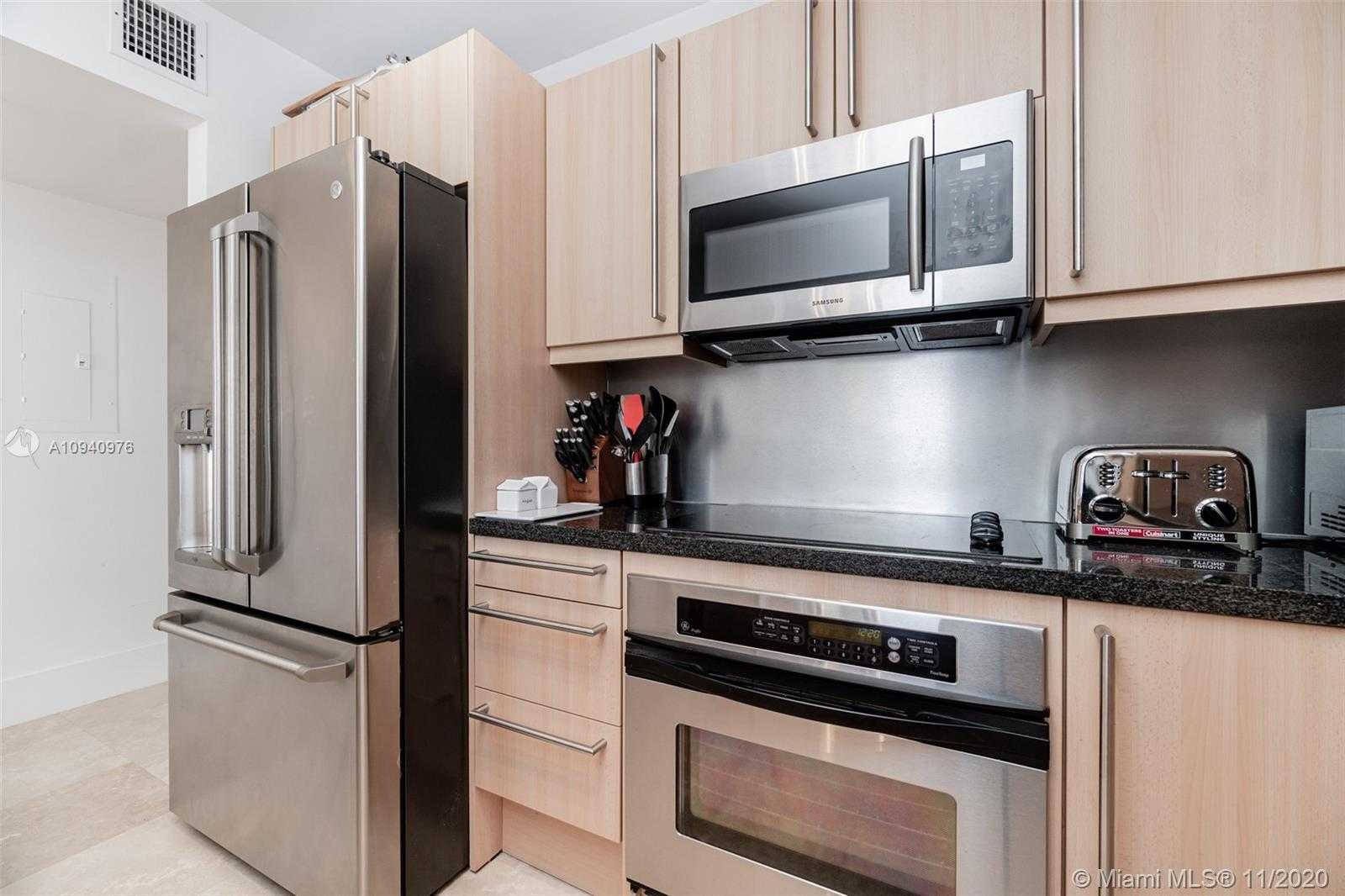 Small Image of 226 OCEAN DR #3E, Miami Beach Number 16