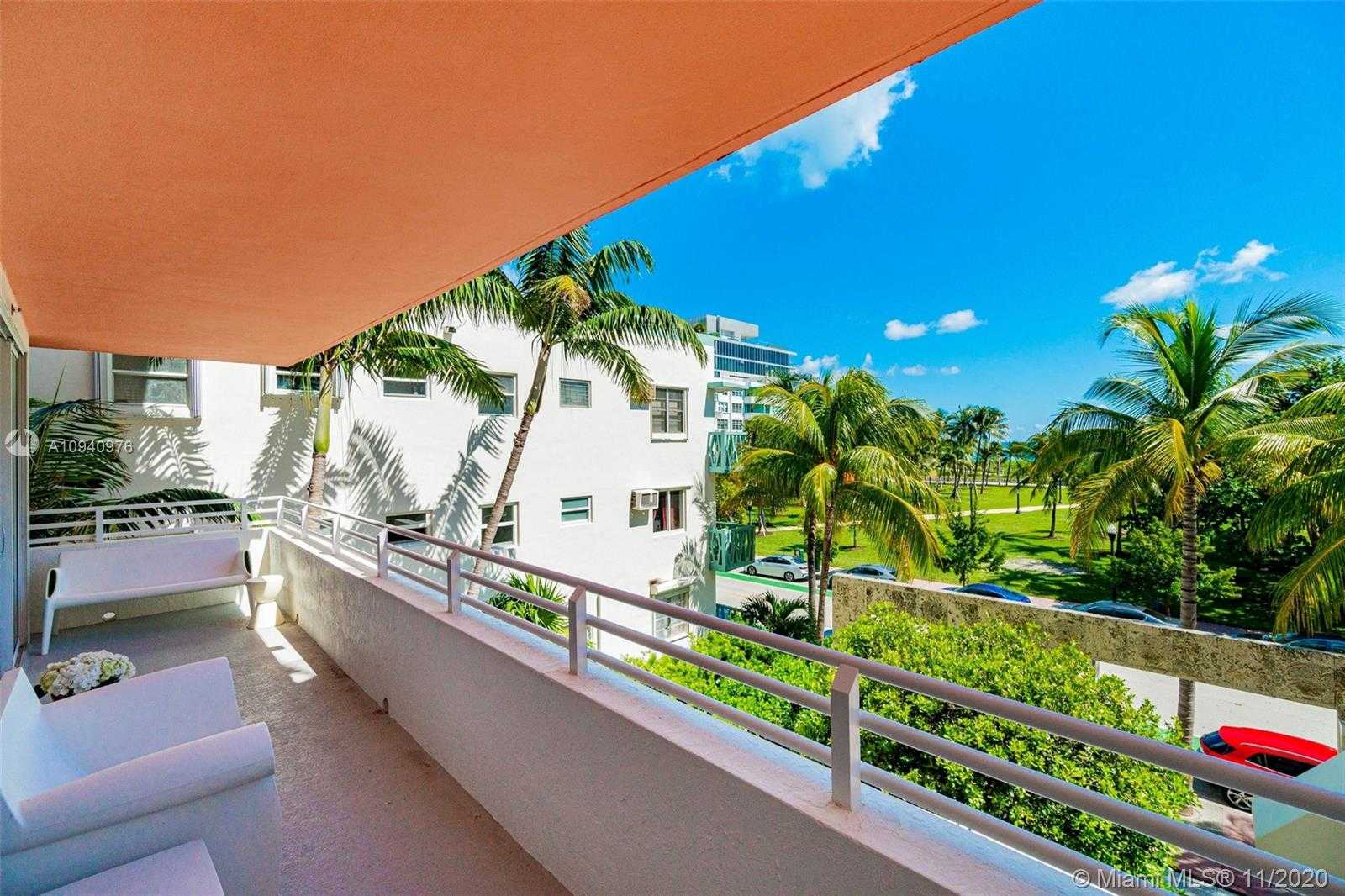 Small Image of 226 OCEAN DR #3E, Miami Beach Number 2