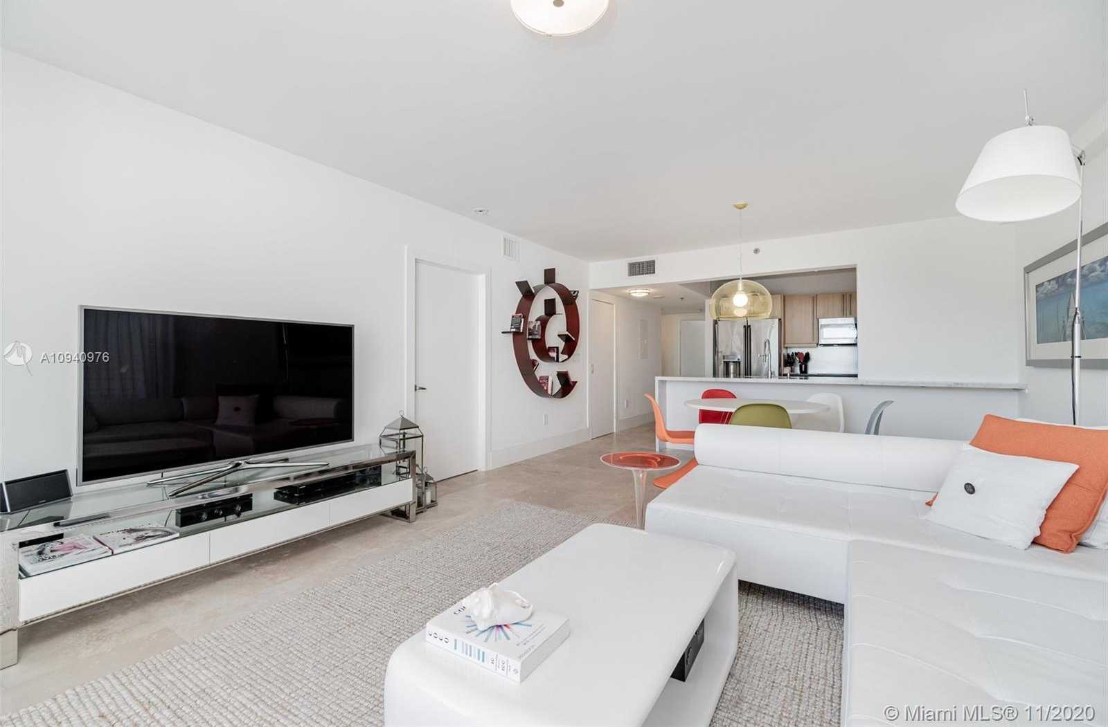Small Image of 226 OCEAN DR #3E, Miami Beach Number 22