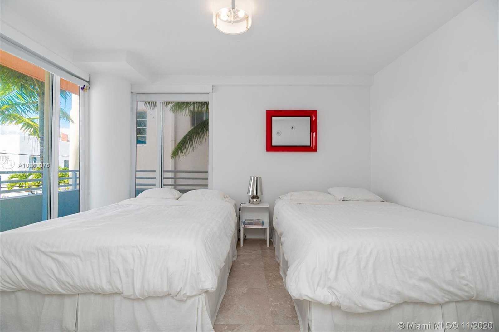 Small Image of 226 OCEAN DR #3E, Miami Beach Number 23