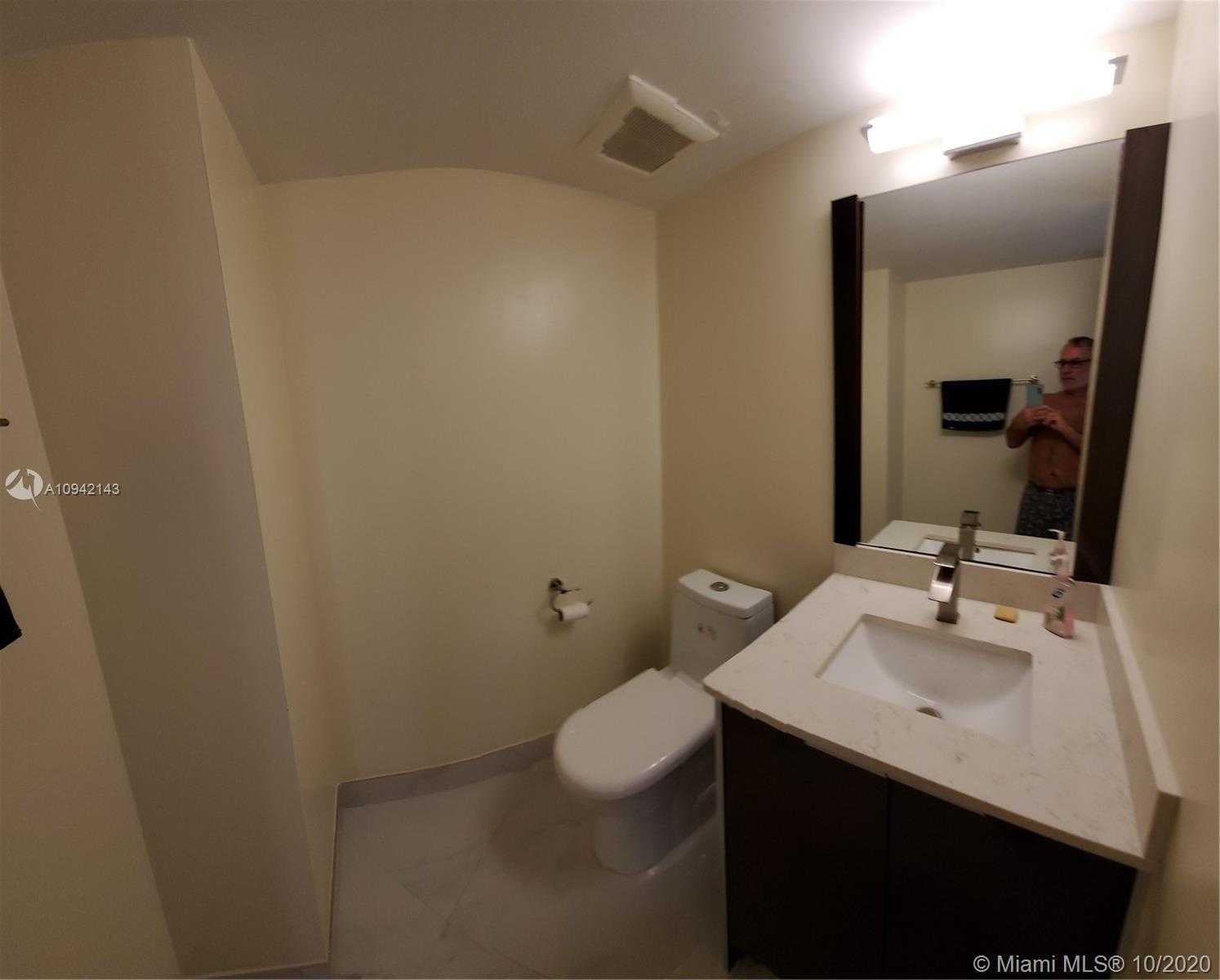Small Image of 290 174th St, Sunny Isles Beach, FL 33160, USA Number 34