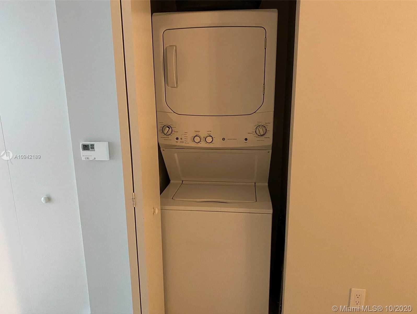 Small Image of 1300 SOUTH MIAMI AVE #2508, Miami Number 22