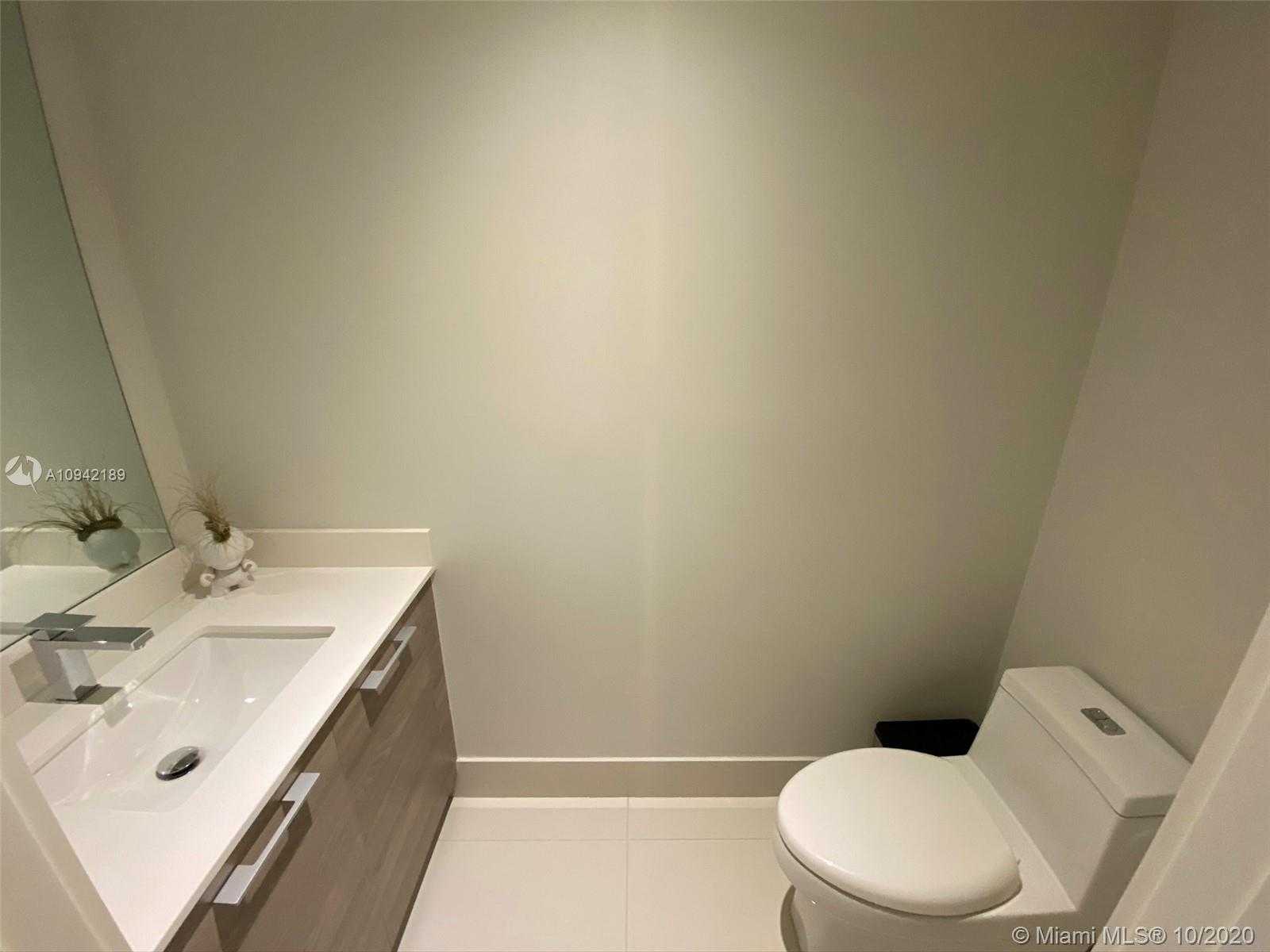 Small Image of 1300 SOUTH MIAMI AVE #2508, Miami Number 4