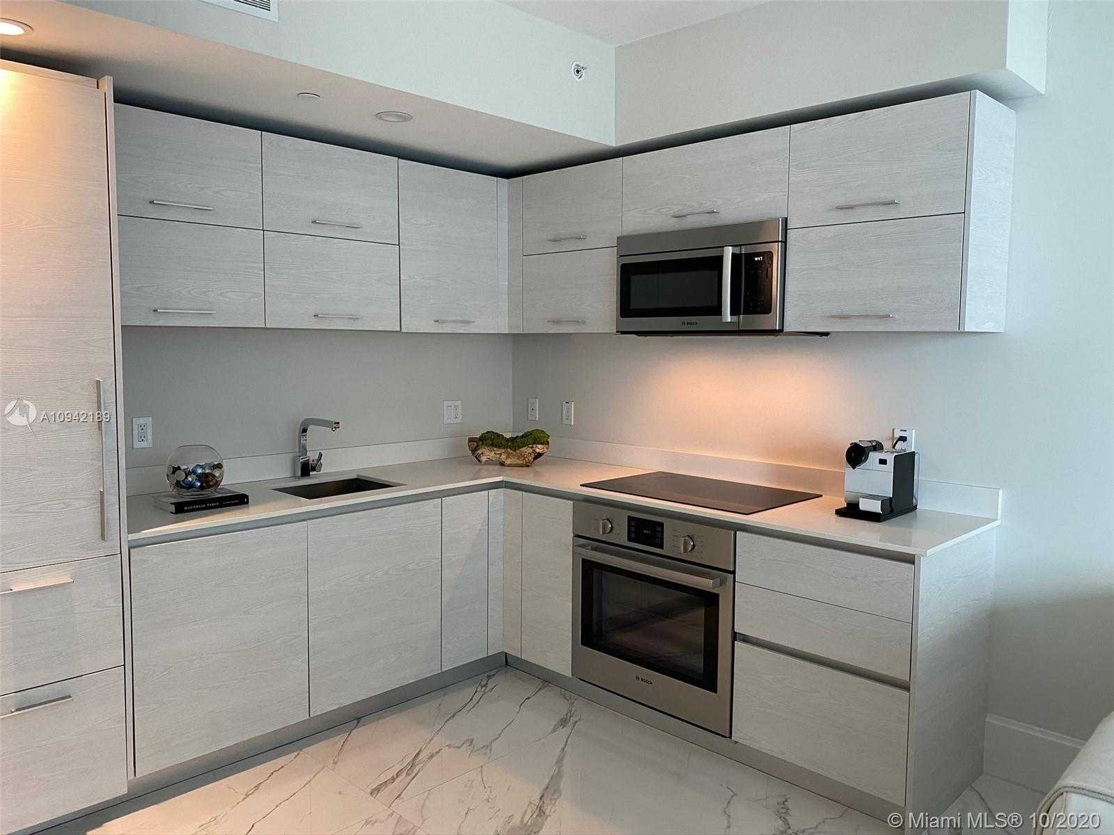Small Image of 1300 SOUTH MIAMI AVE #2508, Miami Number 5