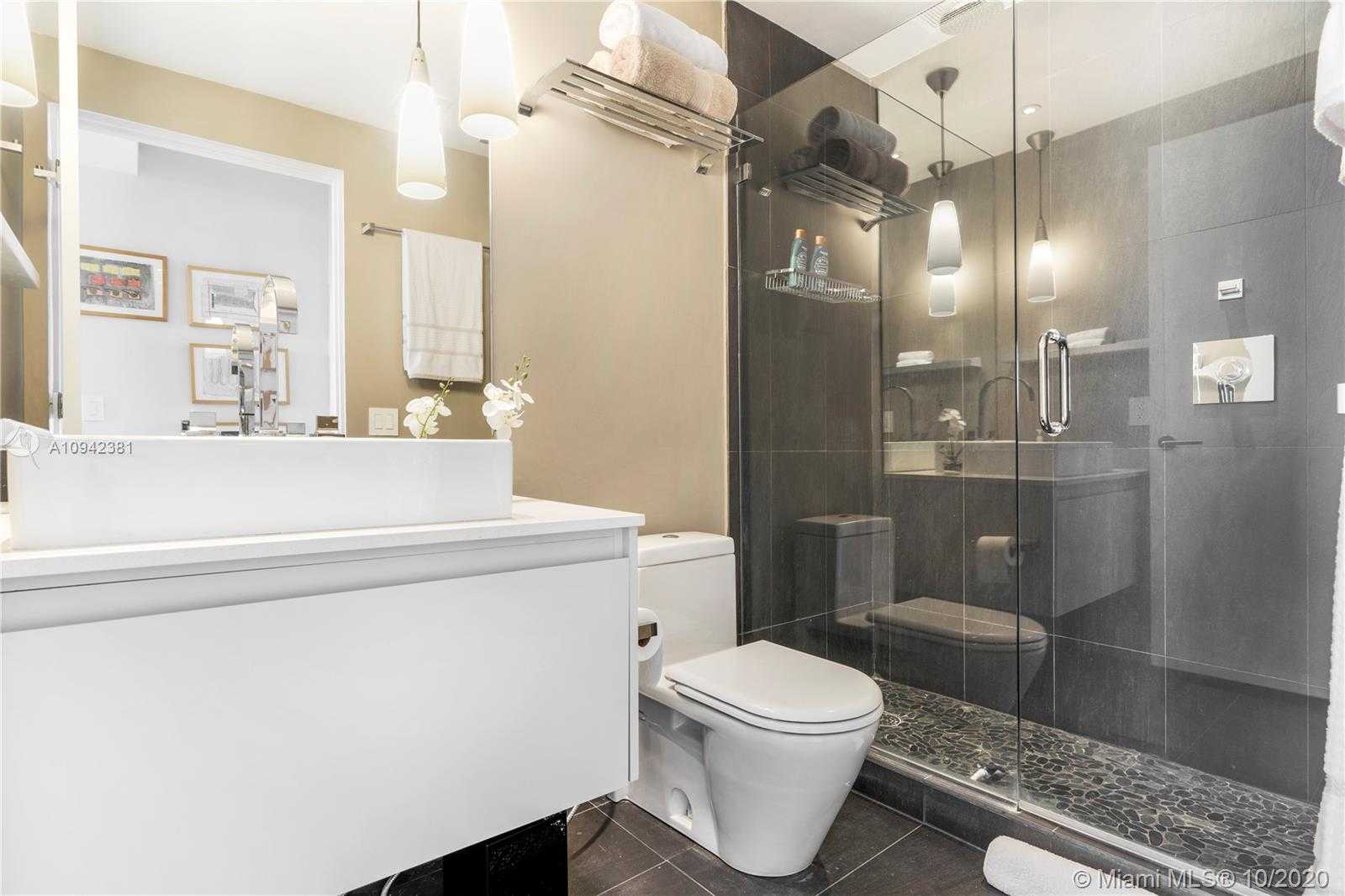 Small Image of 1000 VENETIAN WAY #1703, Miami Number 13
