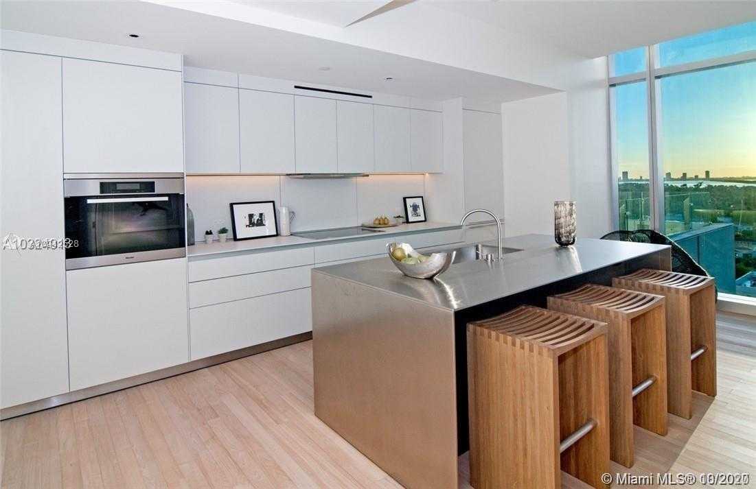 Small Image of 2901 COLLINS AVE #1403, Miami Number 6