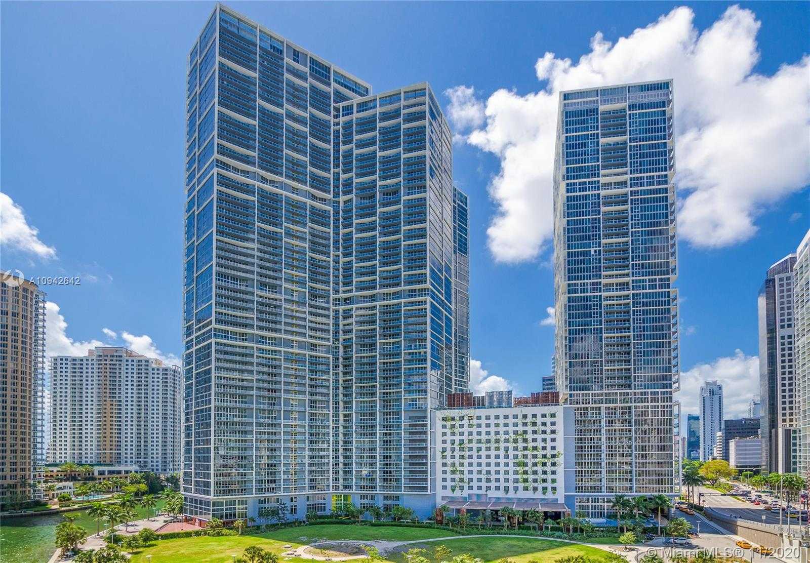 Small Image of 485 BRICKELL AVE #4009, Miami Number 4